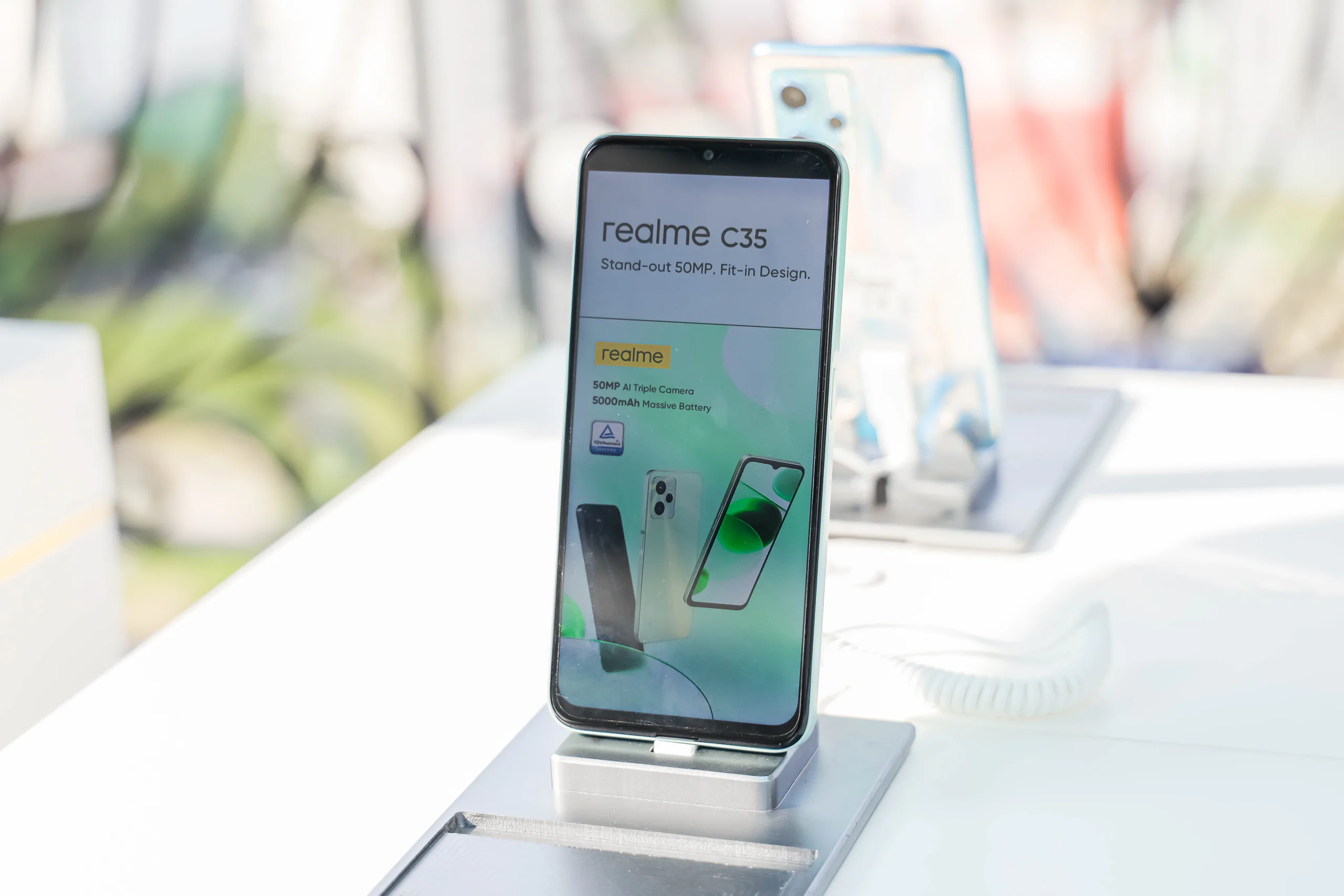 realme trình làng 4 siêu phẩm mới: Công nghệ sạc nhanh nhất thế giới, realme GT 2 Series, realme 9 Pro Series, realme C35