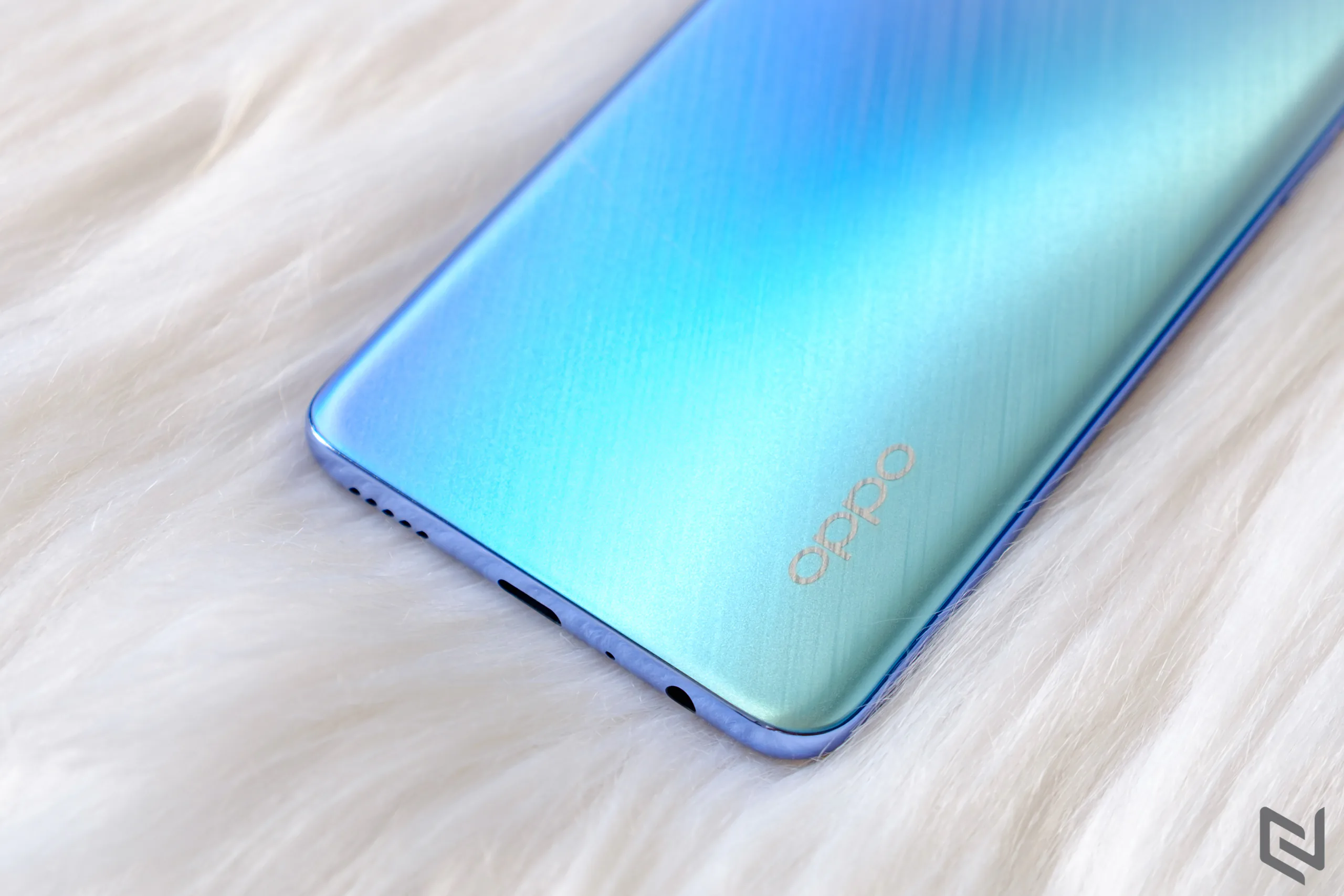 Mở hộp và khám phá loạt điểm nhấn đột phá trên OPPO Reno7 5G khuấy đảo phân khúc