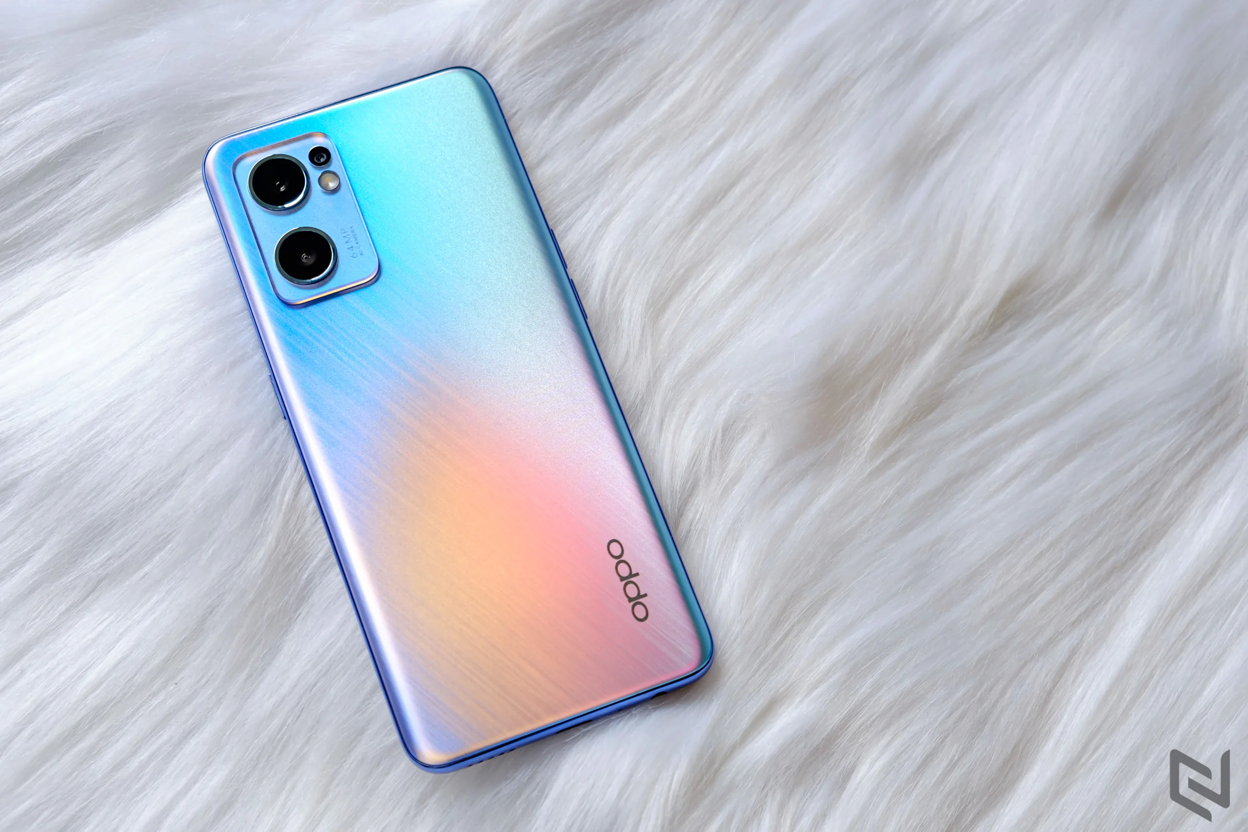Mở hộp và khám phá loạt điểm nhấn đột phá trên OPPO Reno7 5G khuấy đảo phân khúc