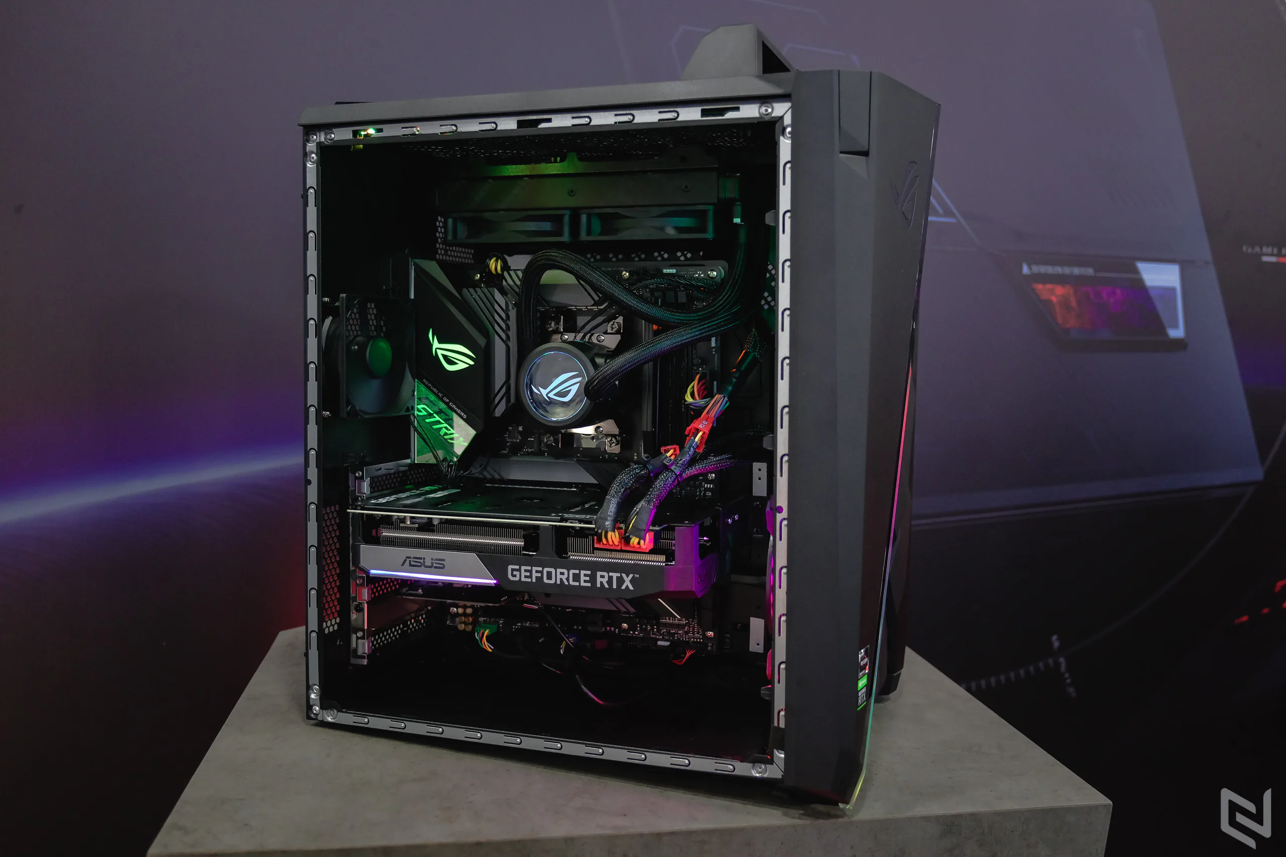 ROG ra mắt bộ đôi máy bộ ROG Strix GA35 G35DX và ROG Strix G10DK cho cộng đồng game thủ