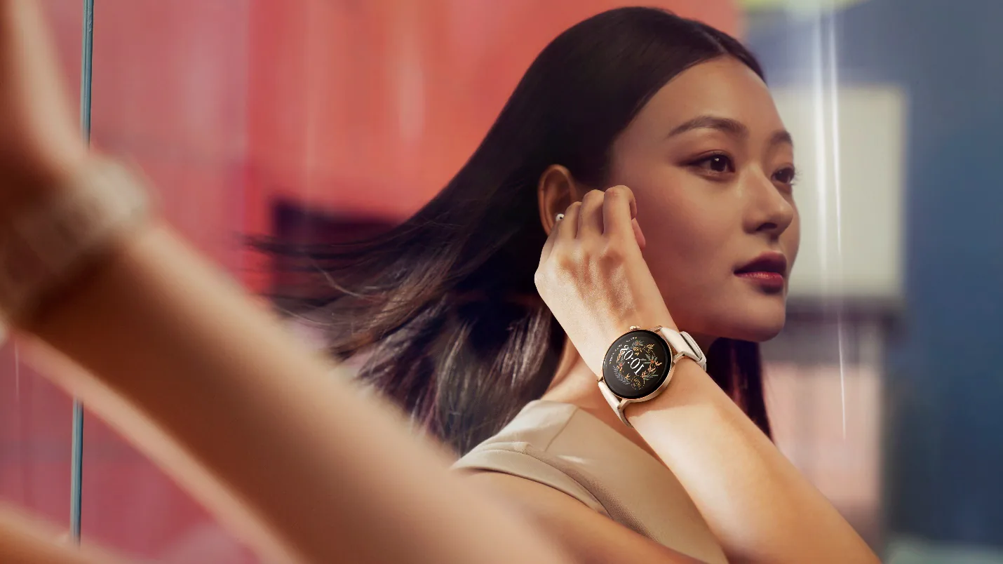 Huawei khuấy đảo thương mại điện tử với ưu đãi đến 50%, quà tặng đến 1.5 triệu đồng