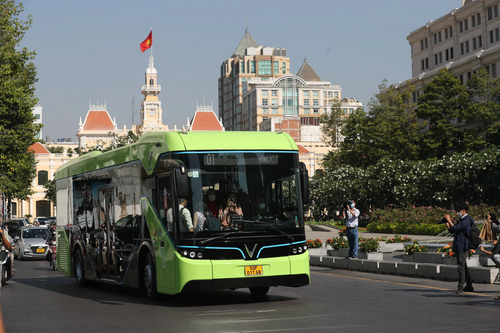 Tuyến xe buýt điện đầu tiên của VinBus tại TP.HCM đã được triển khai