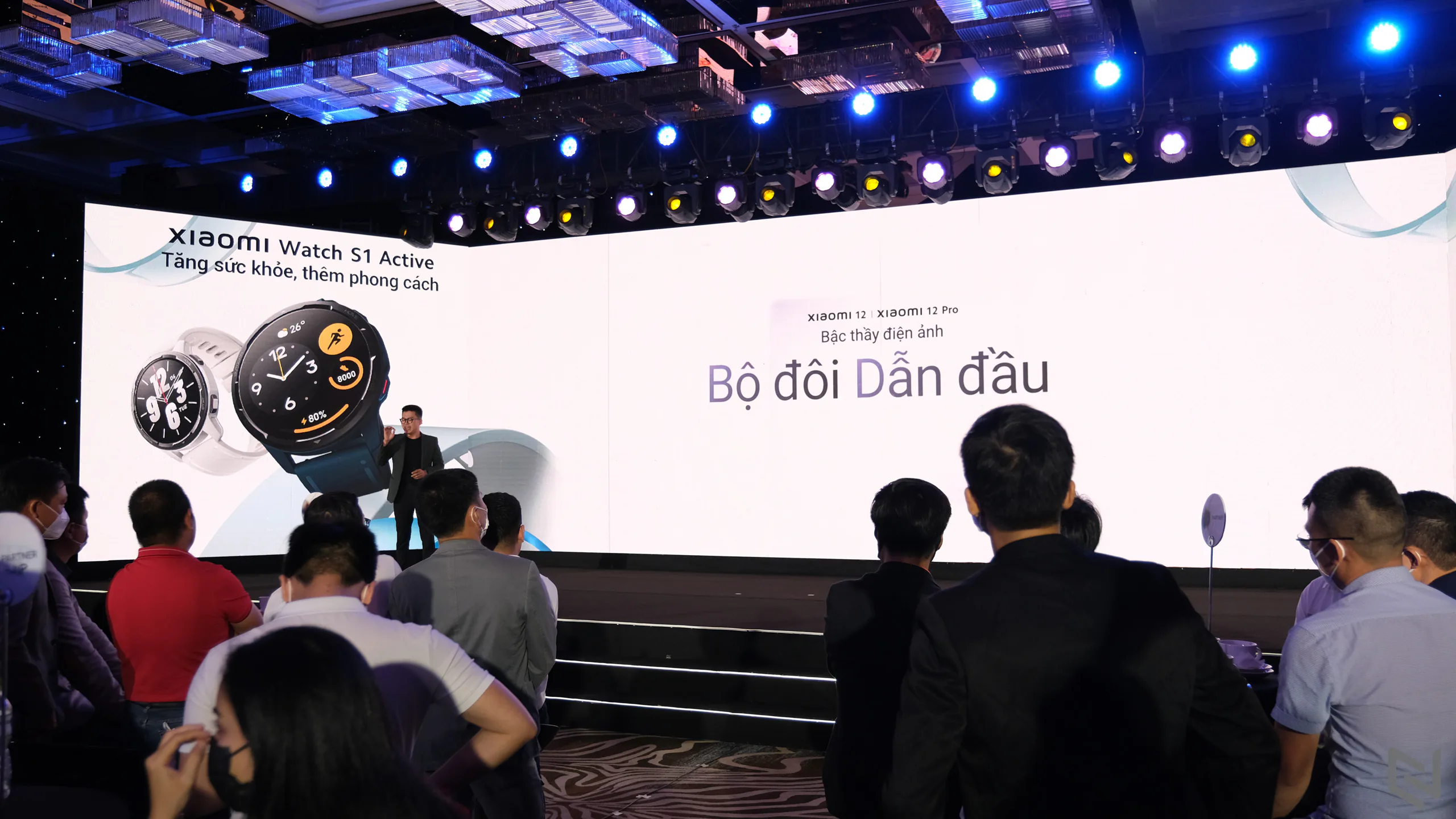 “Bậc Thầy Điện Ảnh” Xiaomi 12 Pro, Xiaomi 12 chính thức ra mắt người tiêu dùng Việt Nam