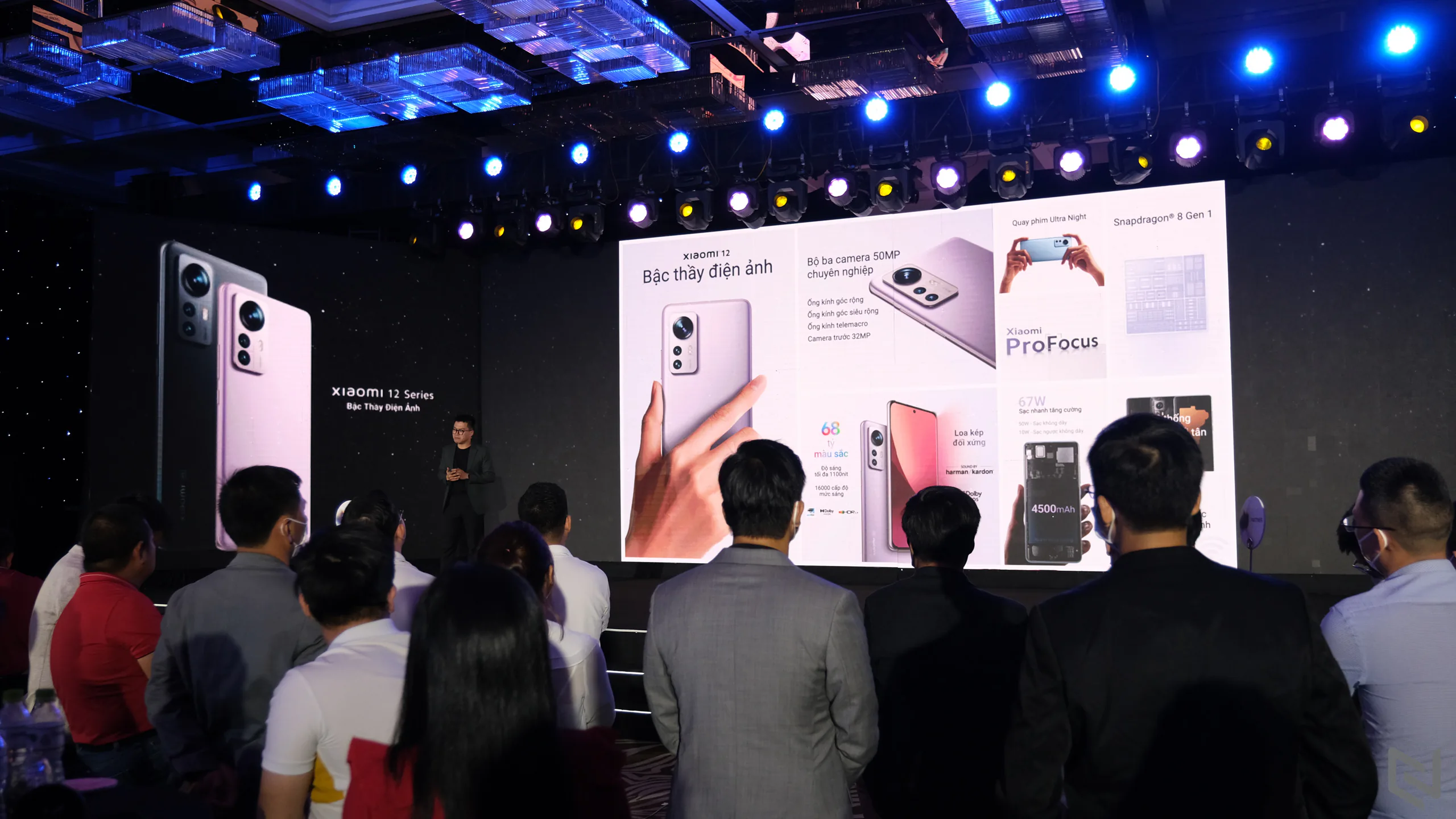 “Bậc Thầy Điện Ảnh” Xiaomi 12 Pro, Xiaomi 12 chính thức ra mắt người tiêu dùng Việt Nam