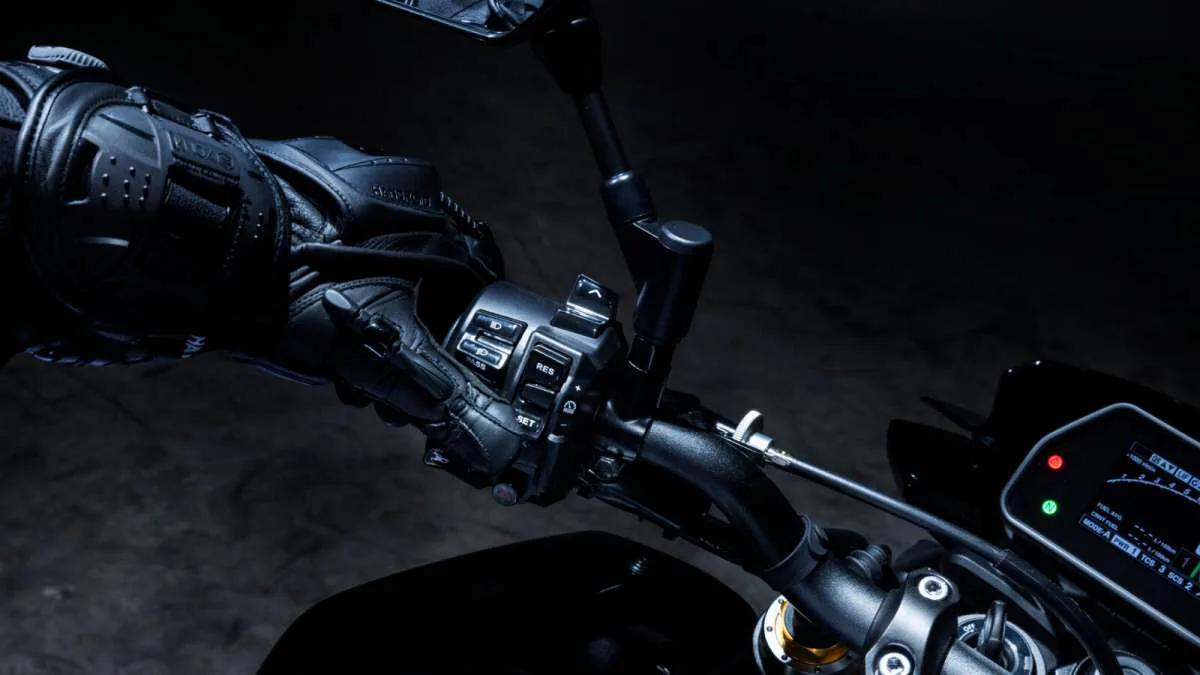 Khám phá Yamaha MT-10 SP 2021 giá 510 triệu lấy cảm hứng từ siêu phẩm” YZF-R1M