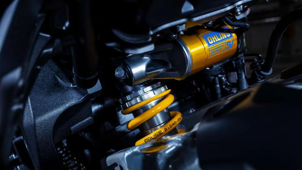 Khám phá Yamaha MT-10 SP 2021 giá 510 triệu lấy cảm hứng từ siêu phẩm” YZF-R1M