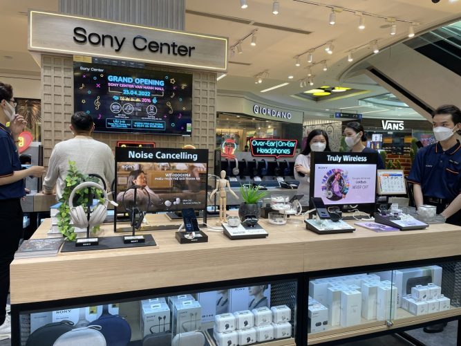 Khai trương Sony Center tại Vạn Hạnh Mall: Trải nghiệm thú vị - ưu đãi đa dạng