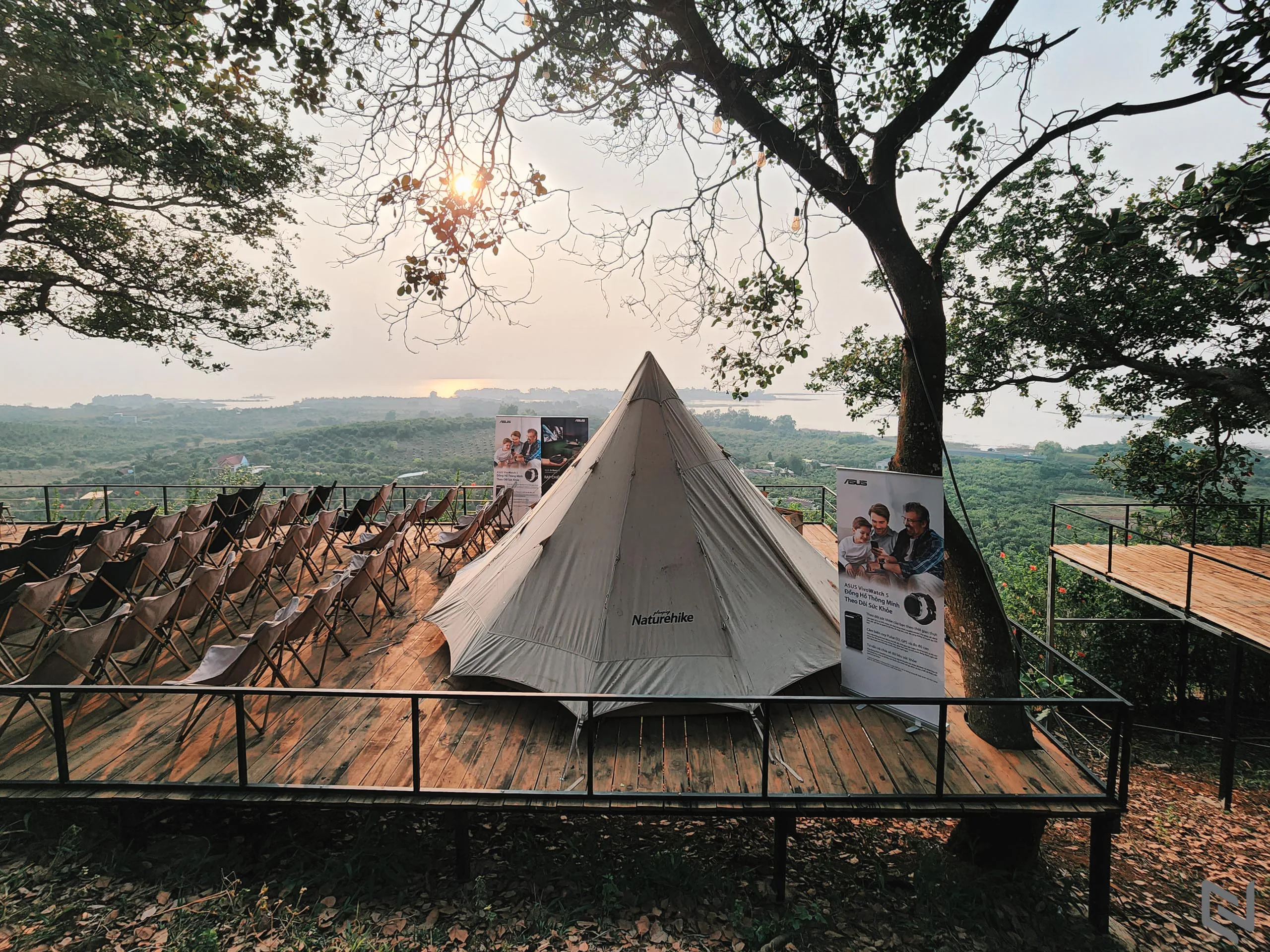 Bộ ảnh chụp bằng camera Galaxy S22 Ultra trong chuyến đi cắm trại tại Tropical eGlamping