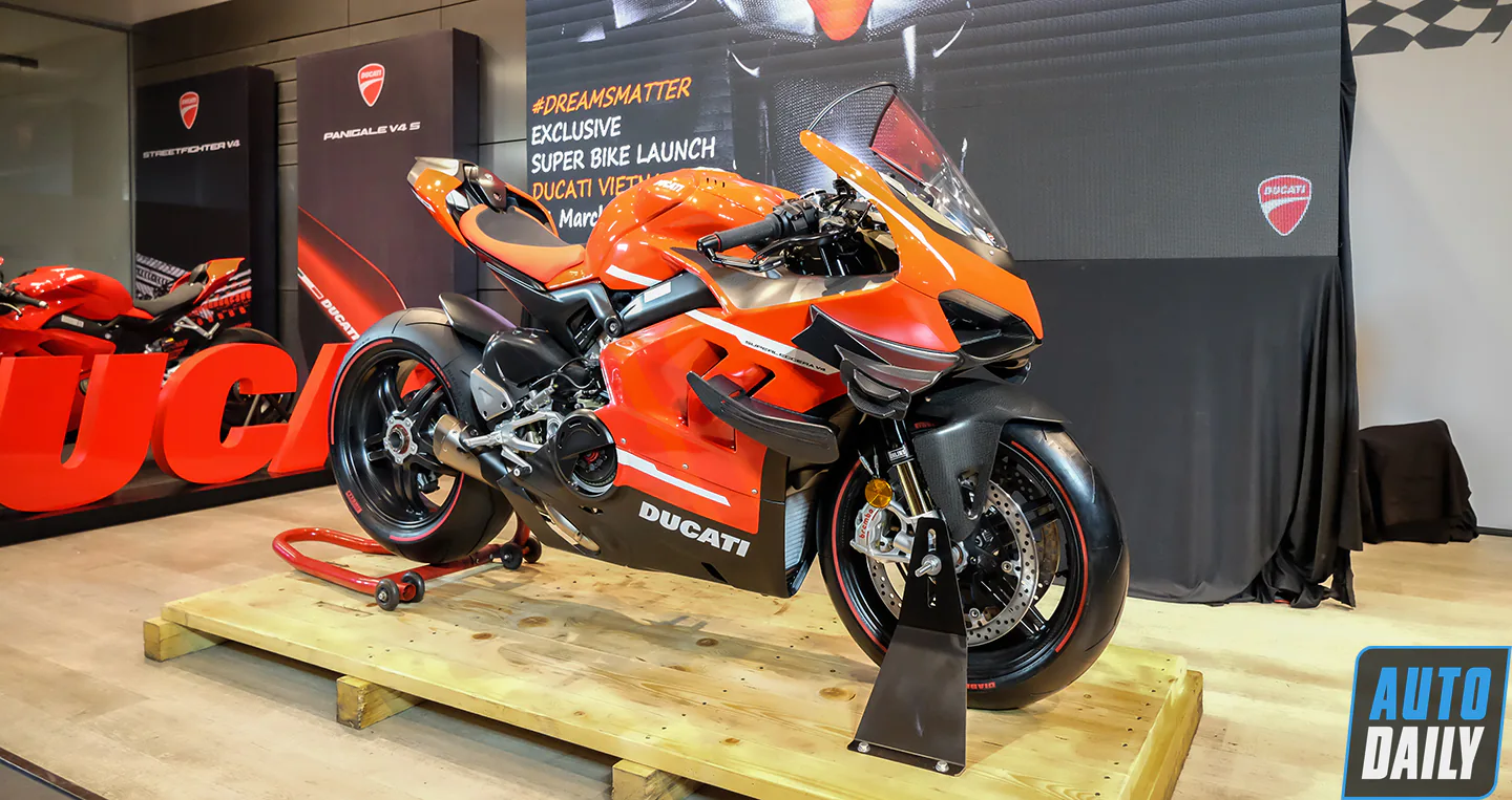 Ngắm nhìn siêu phẩm Ducati Superleggera V4 giá gần 6 tỷ độc nhất tại Việt Nam