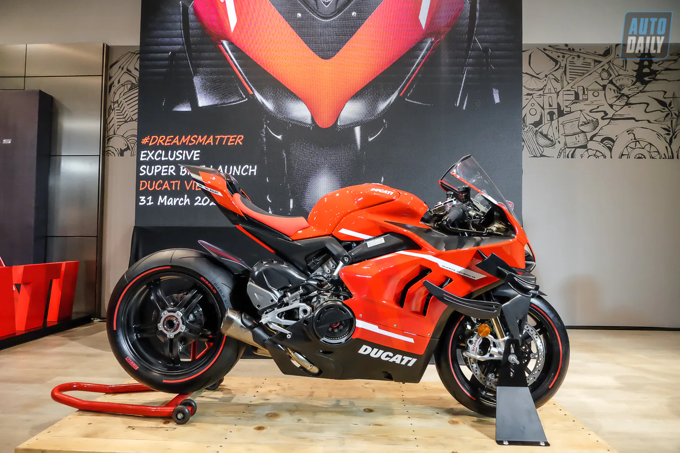 Ngắm nhìn siêu phẩm Ducati Superleggera V4 giá gần 6 tỷ độc nhất tại Việt Nam