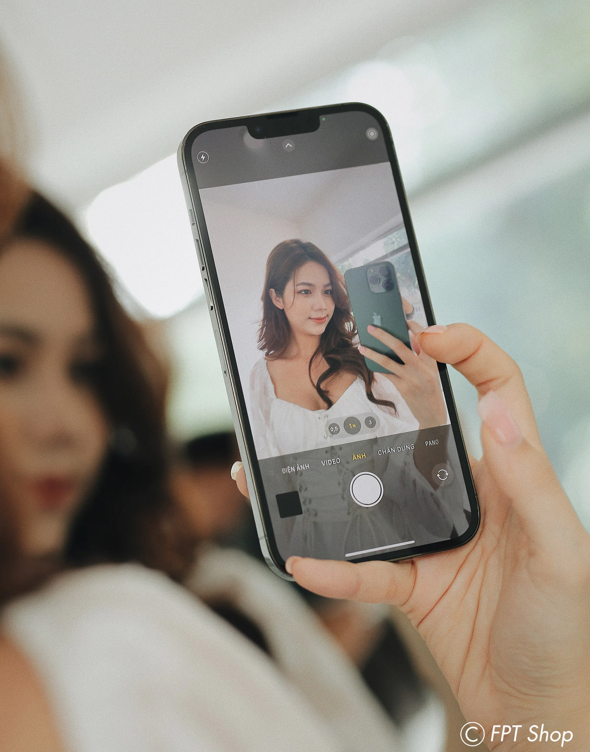FPT Shop giảm đến 6 triệu, nhân đôi bảo hành khi đặt trước iPhone 13 Series Xanh lá mới