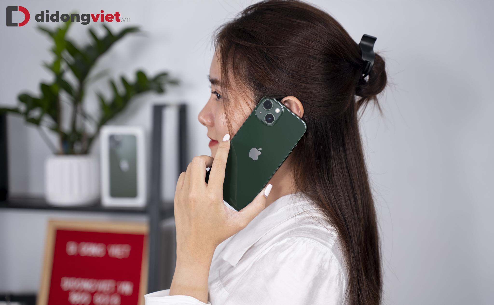 iPhone 13 series màu xanh lục chính thức lên kệ tại Việt Nam, giá chính thức từ 17.99 triệu đồng