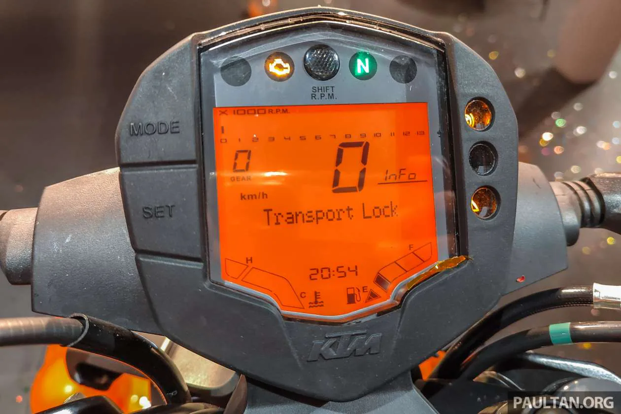 KTM Duke 250 2022 sẽ có bộ cánh mới hấp dẫn hơn, giá bán dự kiến không đổi