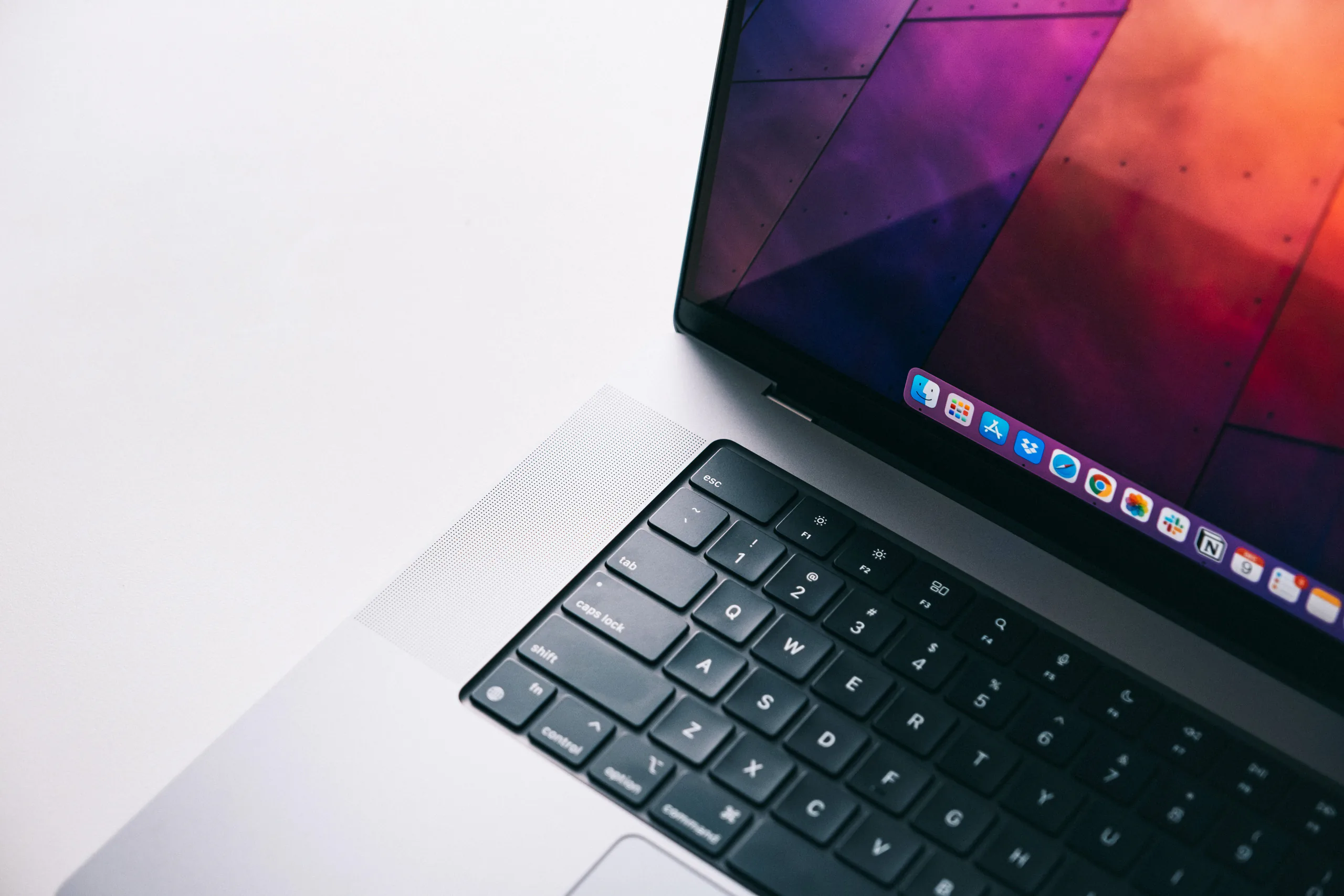 Cách kích hoạt sạc nhanh trên MacBook Pro 14-inch và 16-inch