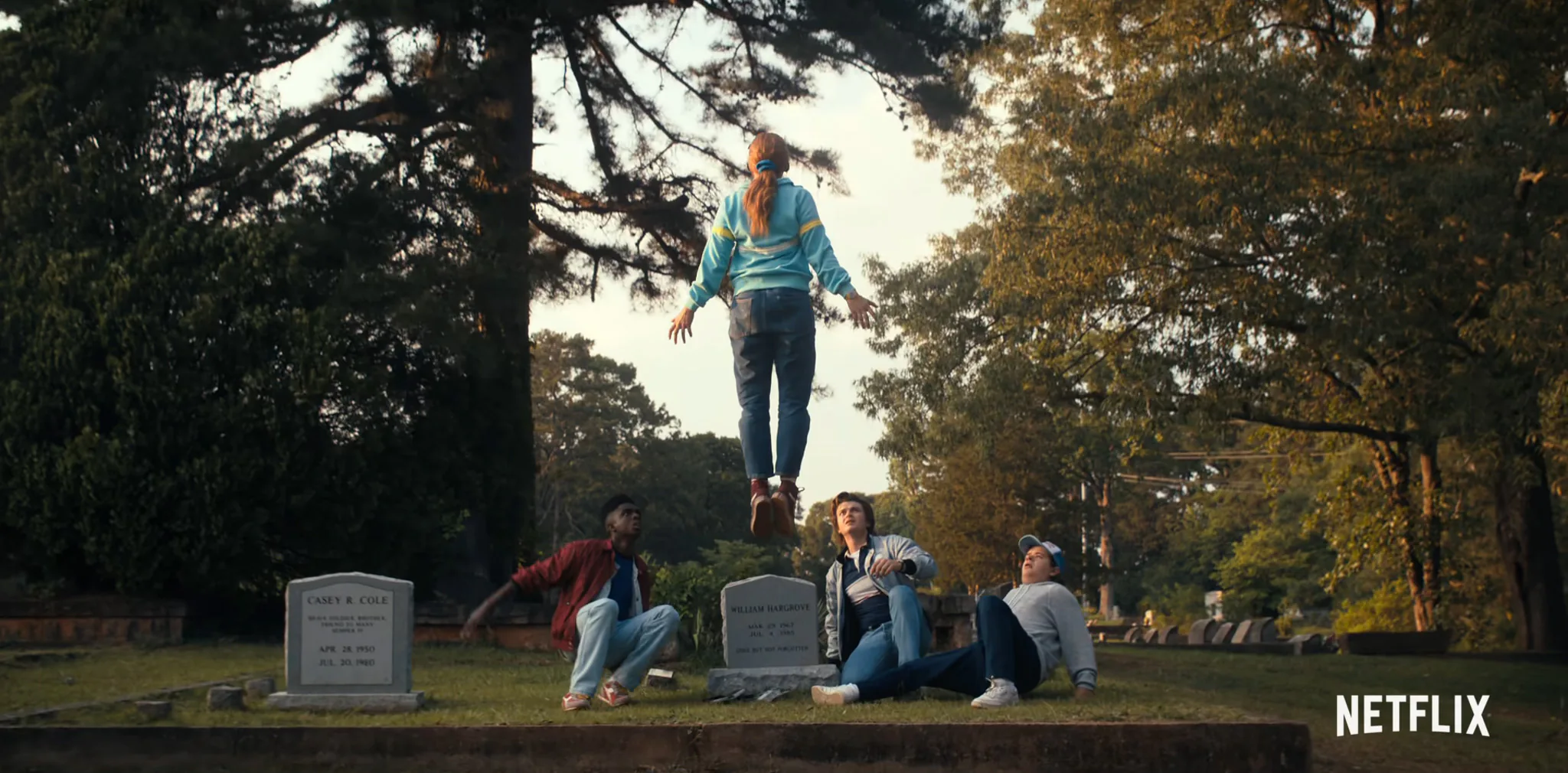 Trailer Stranger Things mùa 4 mới hé lộ Trùm cuối của Thế giới đảo ngược