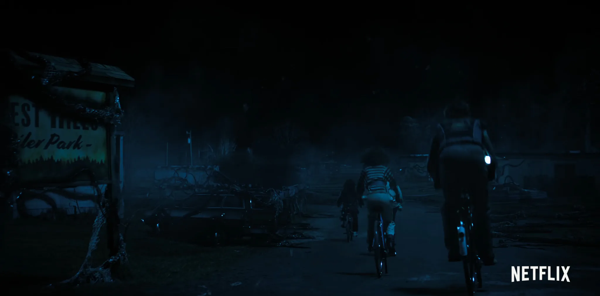 Trailer Stranger Things mùa 4 mới hé lộ Trùm cuối của Thế giới đảo ngược