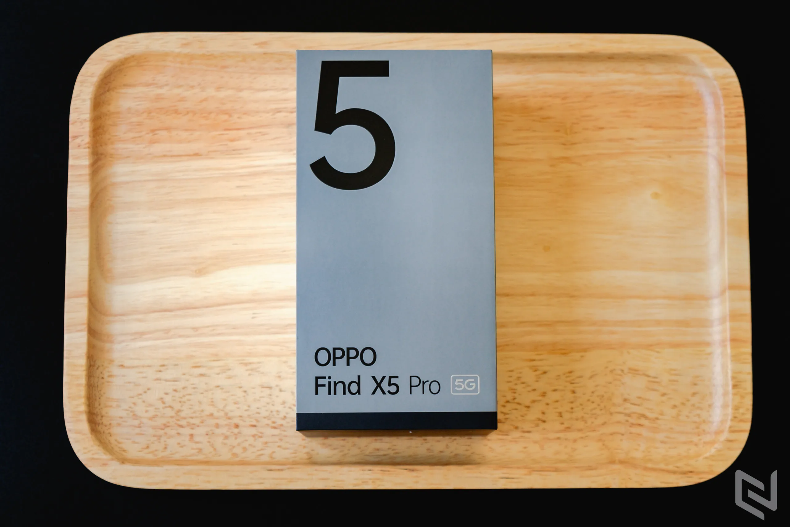 Mở hộp OPPO Find X5 Pro 5G: Màu trắng Ceramic tuyệt đẹp, hộp tái chế bảo vệ môi trường và rất nhiều thông số cao cấp khác nữa
