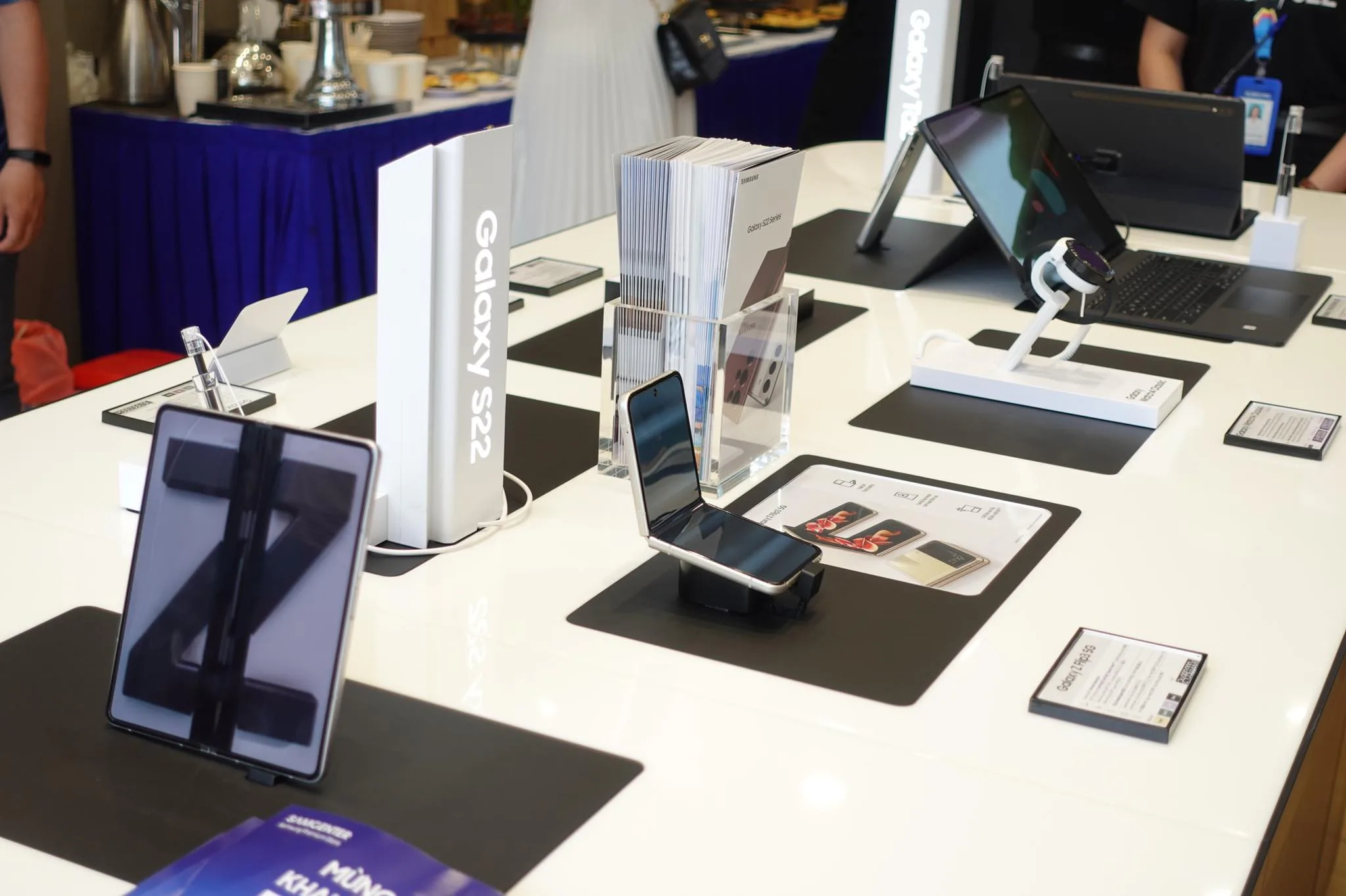 Samsung khai trương chuỗi cửa hàng ủy quyền cao cấp tại Việt Nam