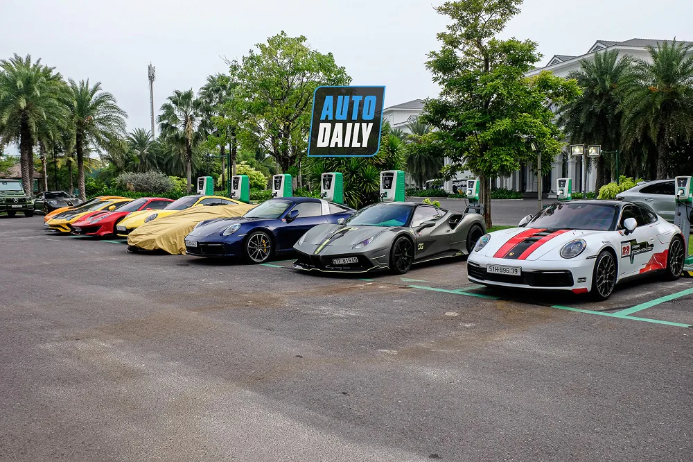 Loạt ảnh Hành trình siêu xe VietRally 2022: Số lượng xe tham gia giảm nhưng xuất hiện thêm nhiều siêu xe hàng hiếm