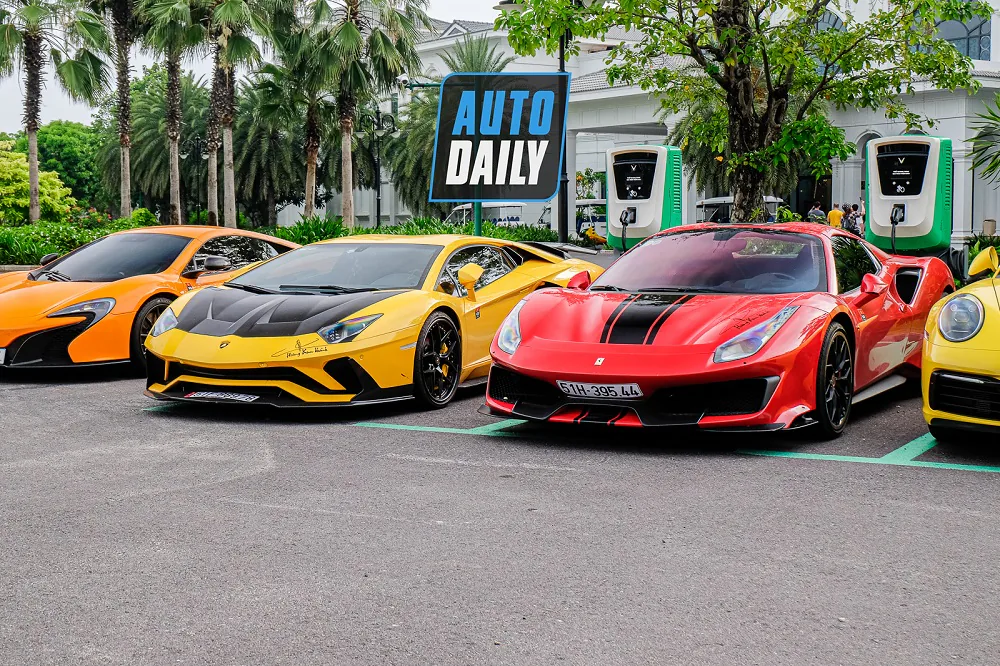 Loạt ảnh Hành trình siêu xe VietRally 2022: Số lượng xe tham gia giảm nhưng xuất hiện thêm nhiều siêu xe hàng hiếm