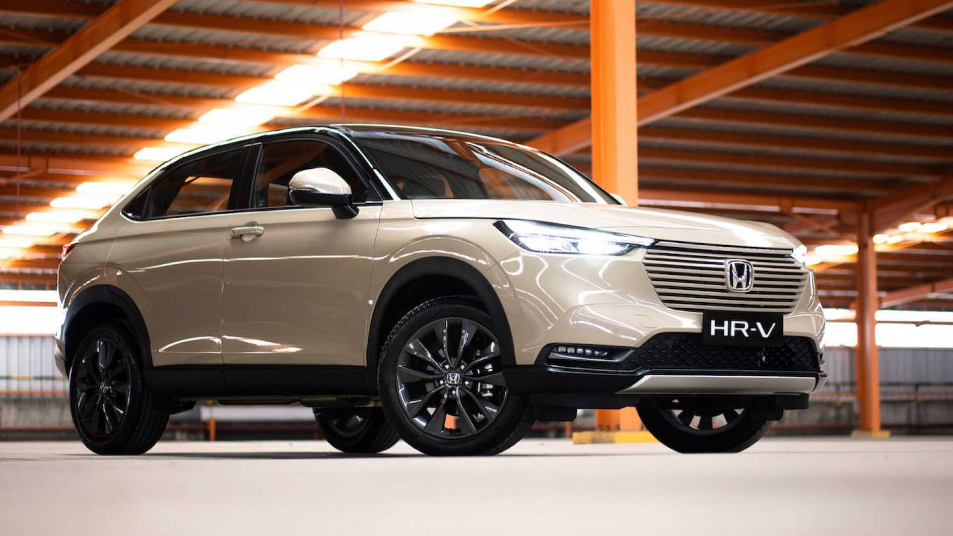 Honda HR-V 2022 sẽ có 2 phiên bản, giá dự kiến từ 720 triệu đồng và sẽ ra mắt tháng sau
