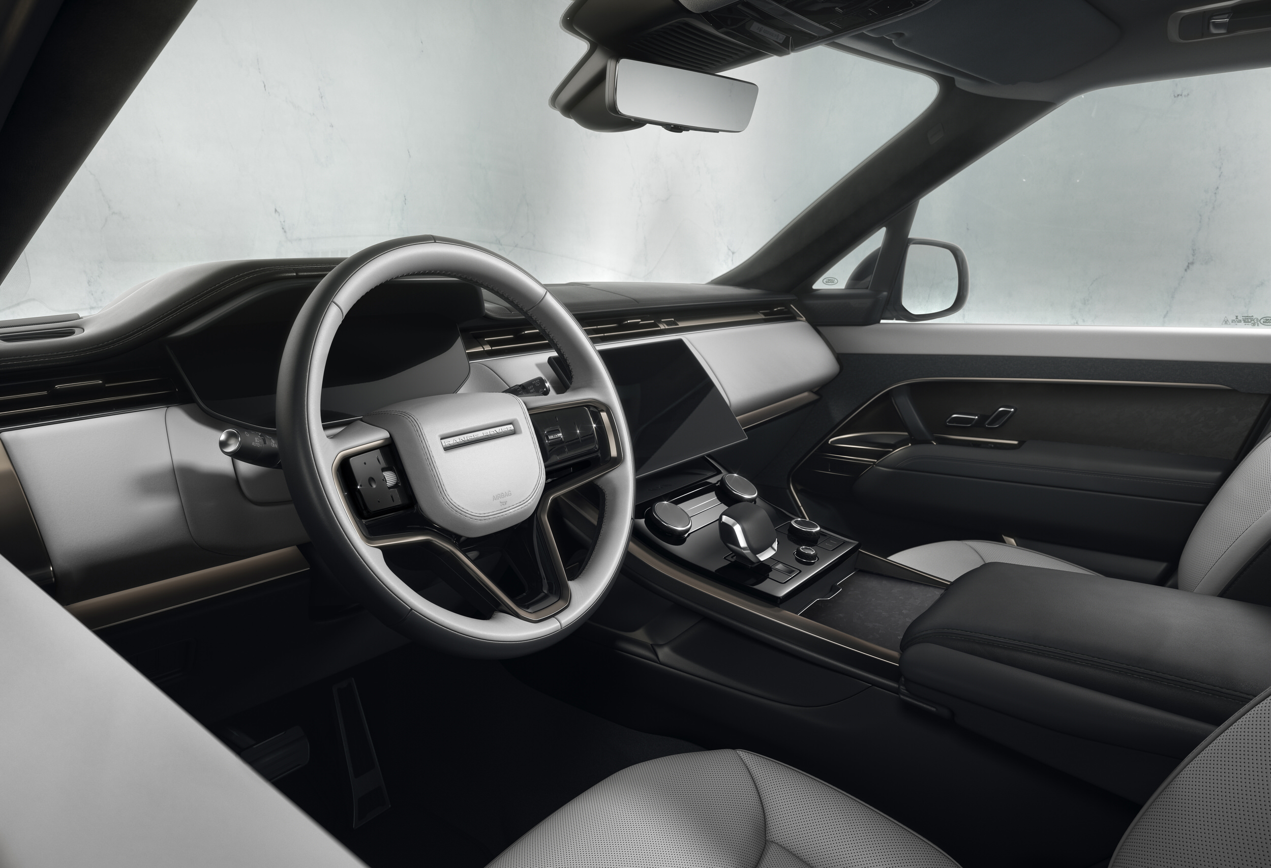 Range Rover Sport 2023 chính thức ra mắt với giá dự kiến tại Việt Nam từ 6.969 tỷ