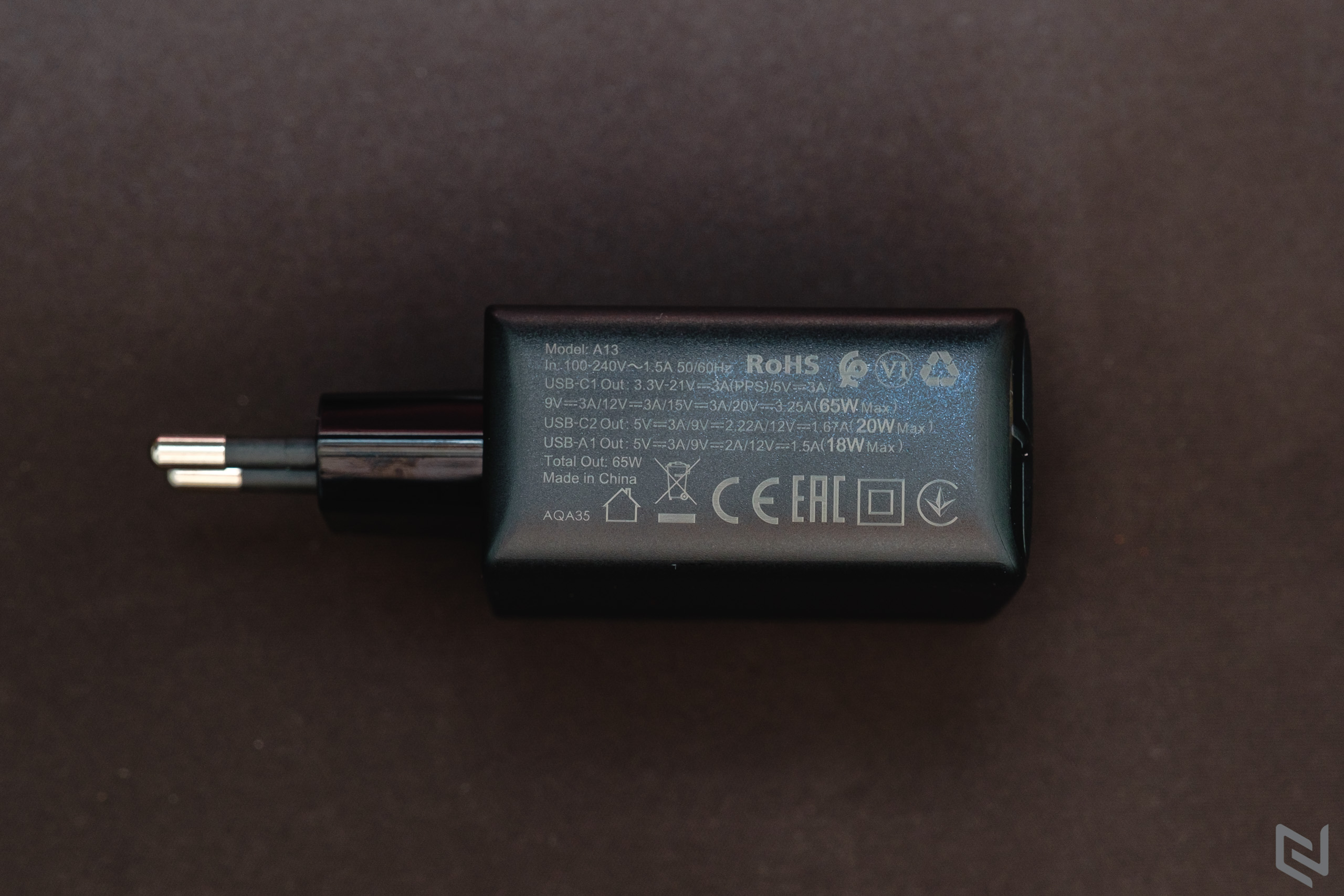 Trên tay sạc ACEFAST PD3.0 65W 3 cổng 2C 1A phân bổ nguồn thông minh, tặng kèm cáp USB-C 100W
