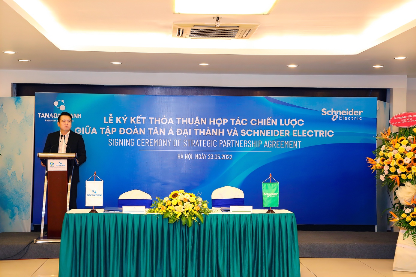 Schneider Electric Việt Nam và Tập đoàn Tân Á Đại Thành hợp tác xây dựng giải pháp cho Khu đô thị thông minh