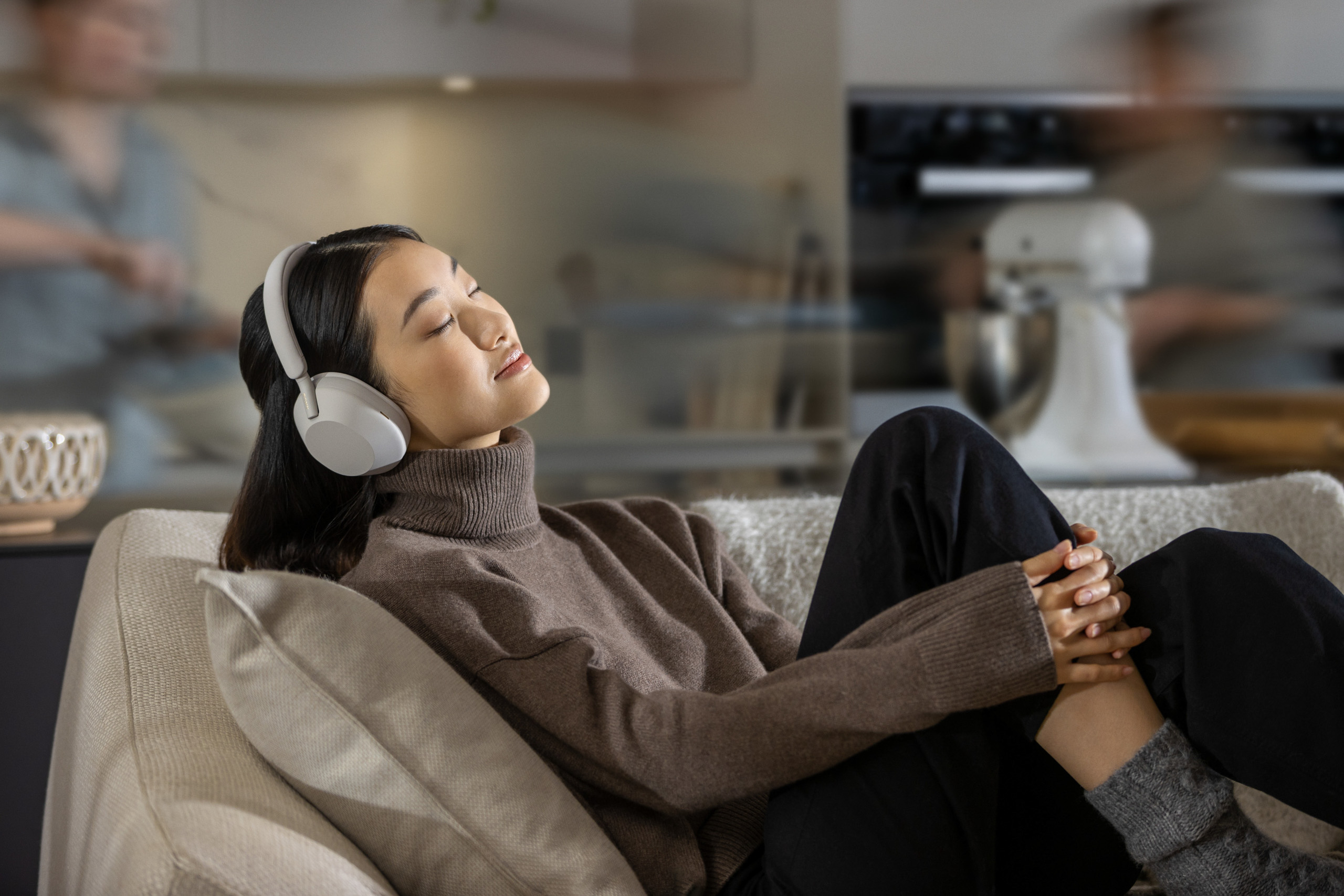 Sony giới thiệu tai nghe WH-1000XM5 - Đỉnh cao tai nghe chống ồn thế hệ mới