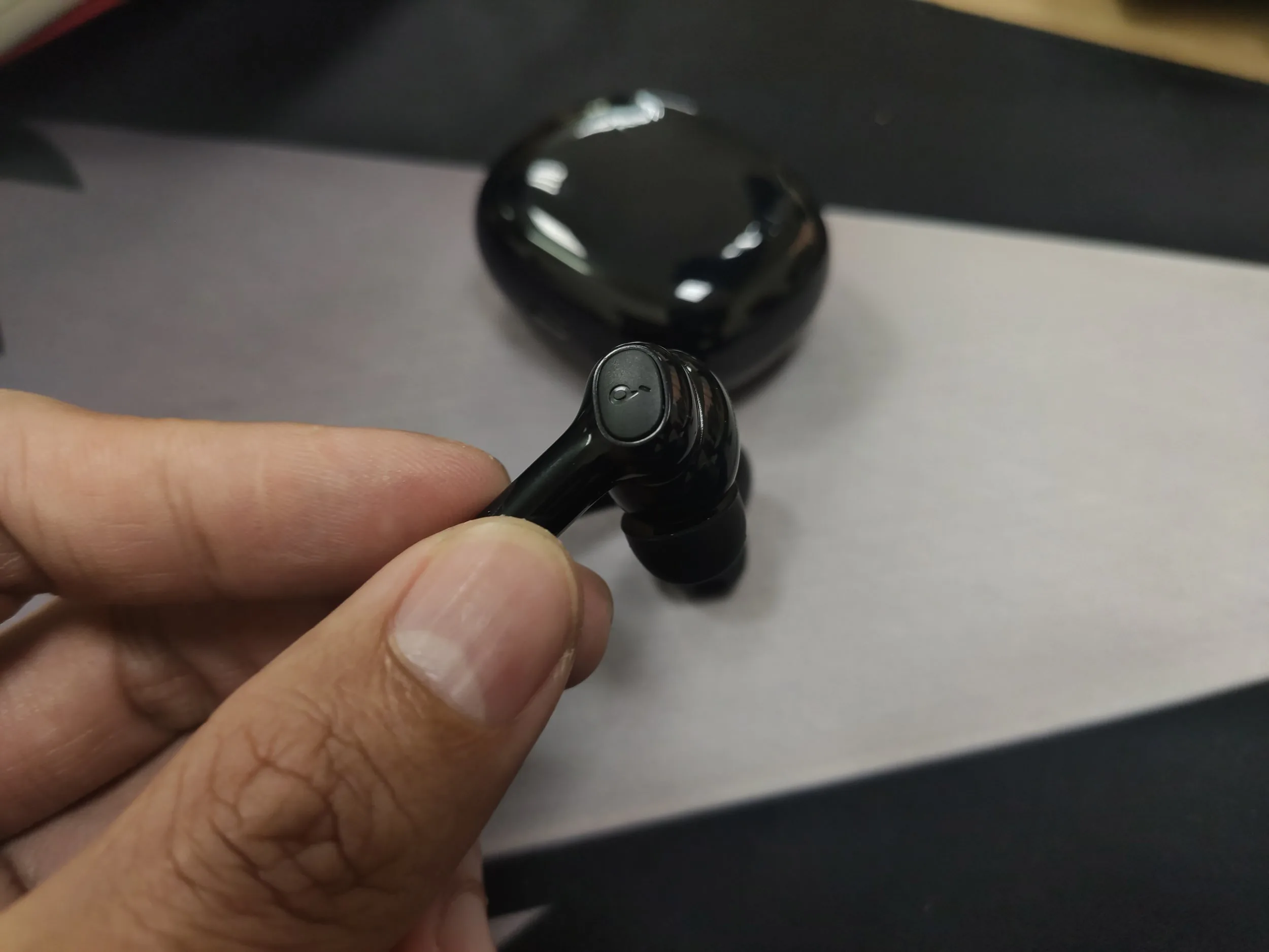 Anker ra mắt tai nghe Soundcore R100, tai nghe true wireless bình dân
