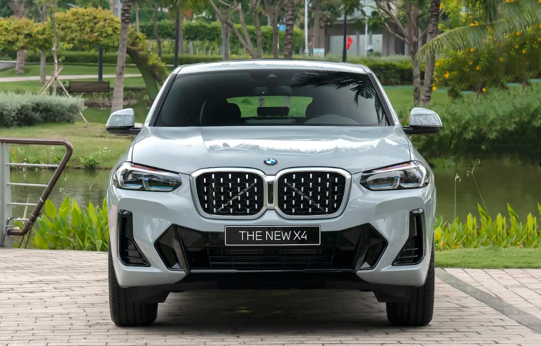 BMW X4 2022 chính thức ra mắt tại Việt Nam với giá giá từ 3.279 tỷ đồng