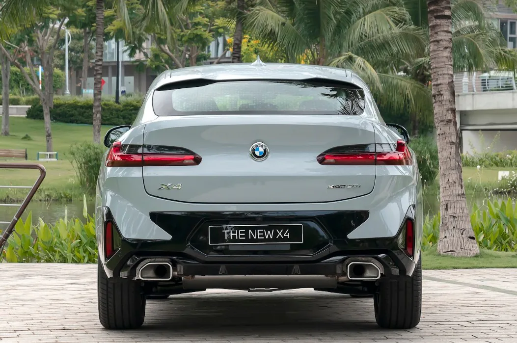 BMW X4 2022 chính thức ra mắt tại Việt Nam với giá giá từ 3.279 tỷ đồng