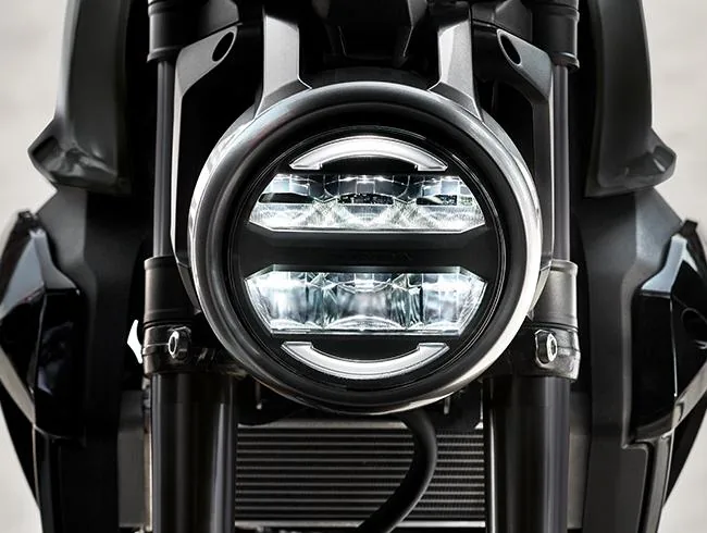 Ngại gì dấn bước với phiên bản Honda CB150R The Streetster mới