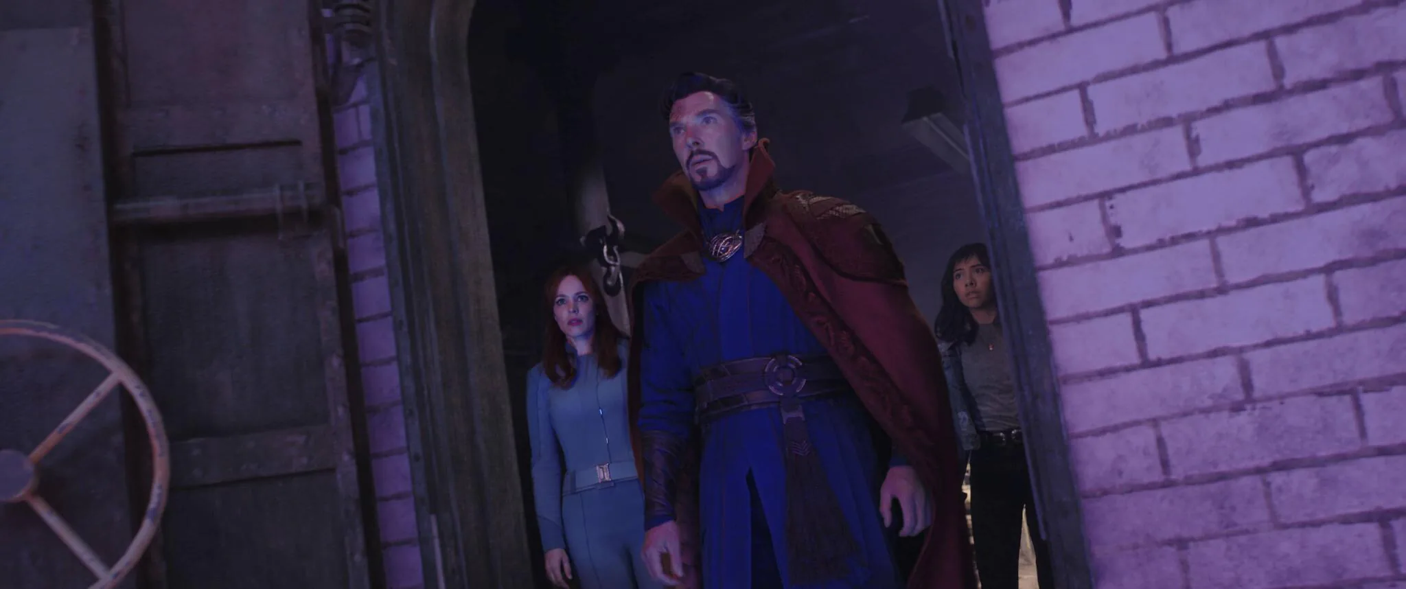Đánh giá Doctor Strange 2: Siêu phẩm truyện tranh hoành tráng được Marvel đưa lên phim một cách mãn nhãn