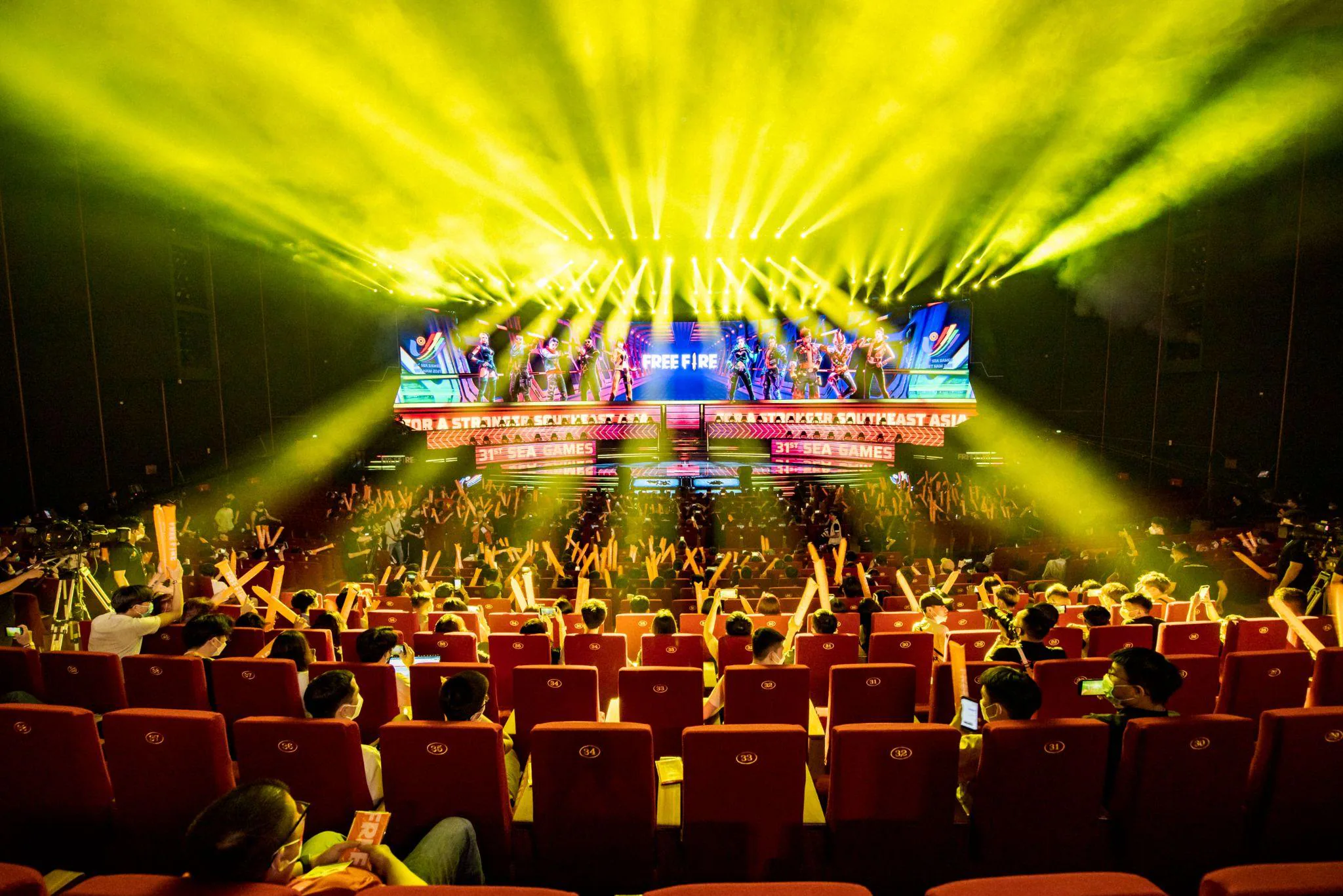 Tổng kết trận chung kết ngày 2 nội dung Free Fire tại SEA Games 31, có chút tiếc nuối nhưng cả hai tuyển Việt Nam đều giành chiến thắng "Booyah!" một trận
