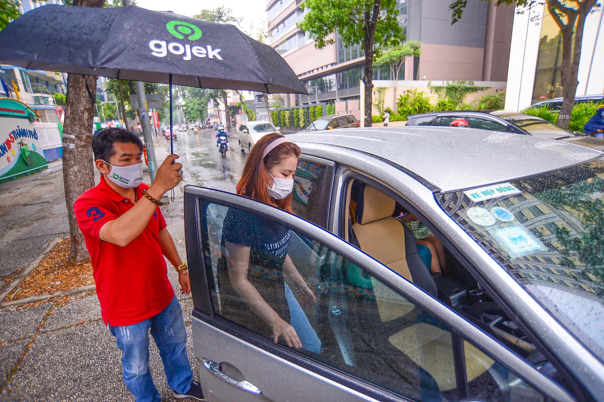 Gojek ra mắt dịch vụ gọi xe công nghệ 7 chỗ GoCar XL Protect tại TP Hồ Chí Minh và Hà Nội
