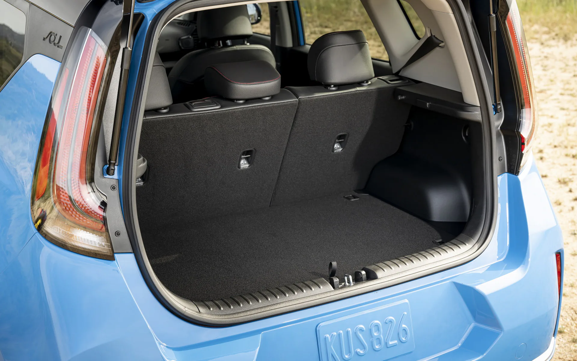 Kia Soul 2023 ra mắt với thiết kế cá tính, màn hình 10.25-inch và ngập tràn trang bị tiện nghi