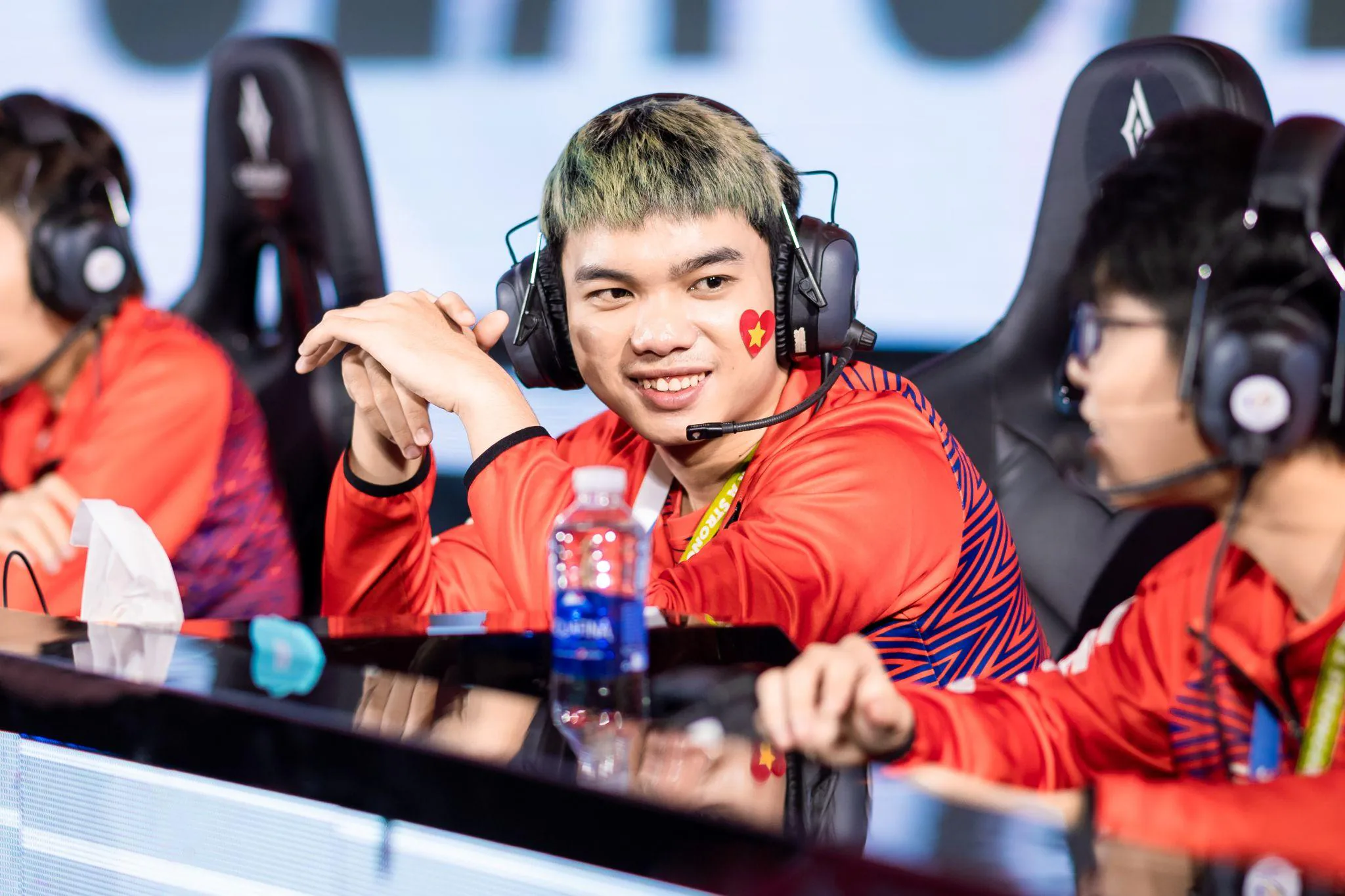 Ngày hội mở màn rộn ràng và mãn nhãn, khẳng định đẳng cấp số 1 của môn eSports quốc dân Liên Quân Mobile