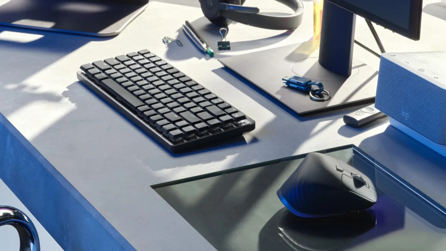 Logitech ra mắt bàn phím cơ không dây dành cho công việc MX Mechanical