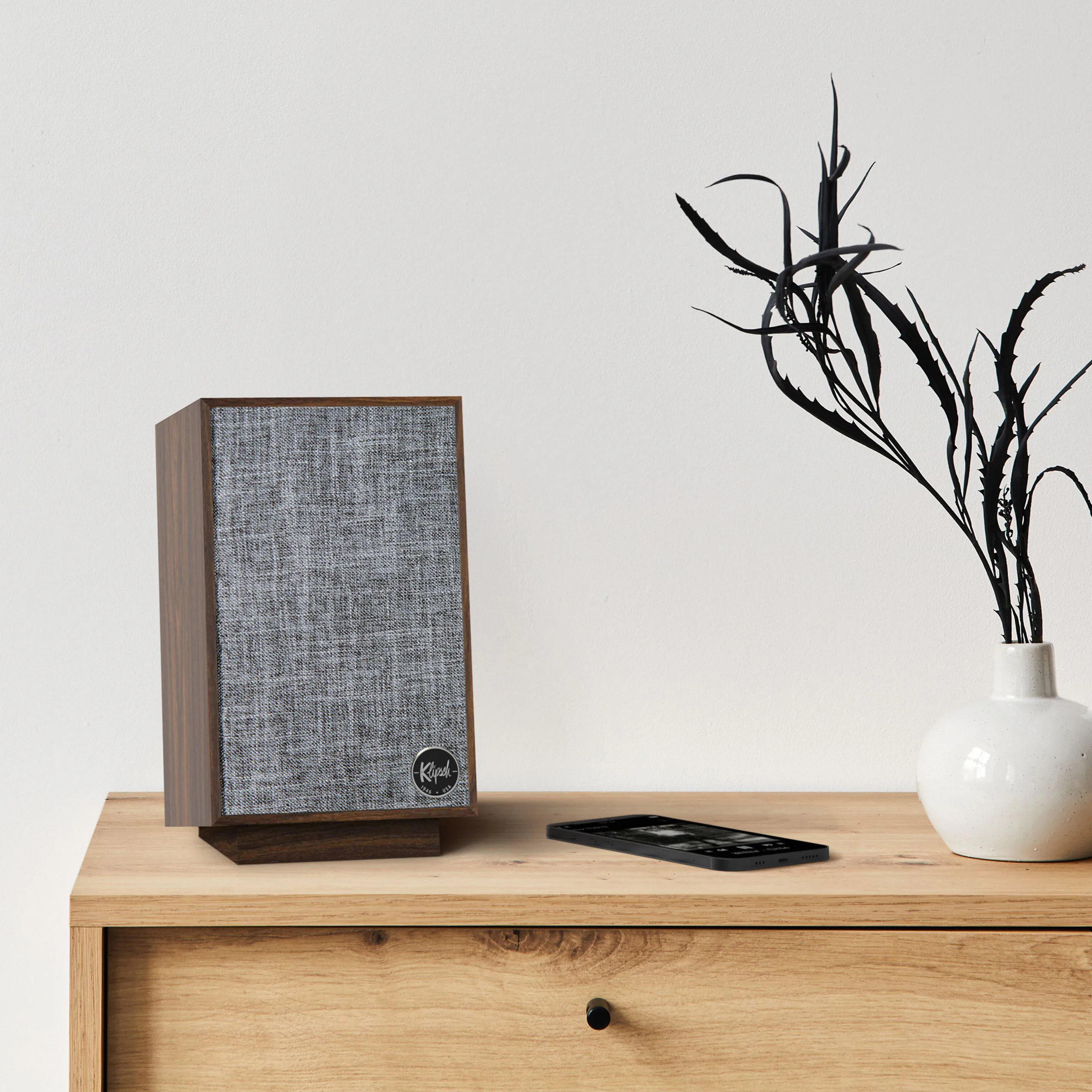Klipsch trình làng loa wireless ProMedia Heritage thiết kế 2.1 cổ điển