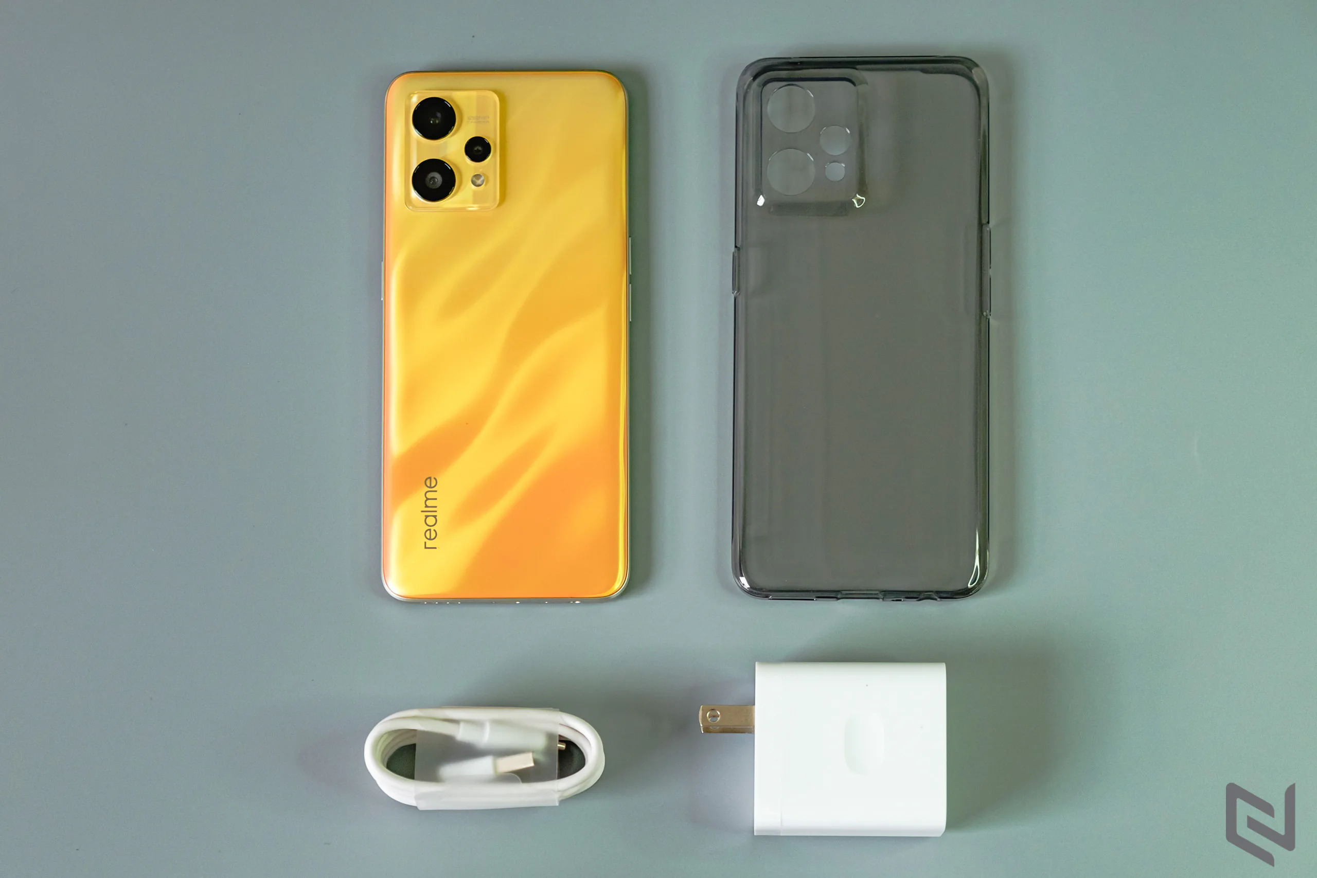 “Tân binh” nhiếp ảnh realme 9: Thiết kế Hologram độc đáo, màn hình 90Hz, camera ProLight 108MP và cảm biến đầu tiên trên thế giới ISOCELL HM6 của Samsung - Thêm lựa chọn cho smartphone tầm trung