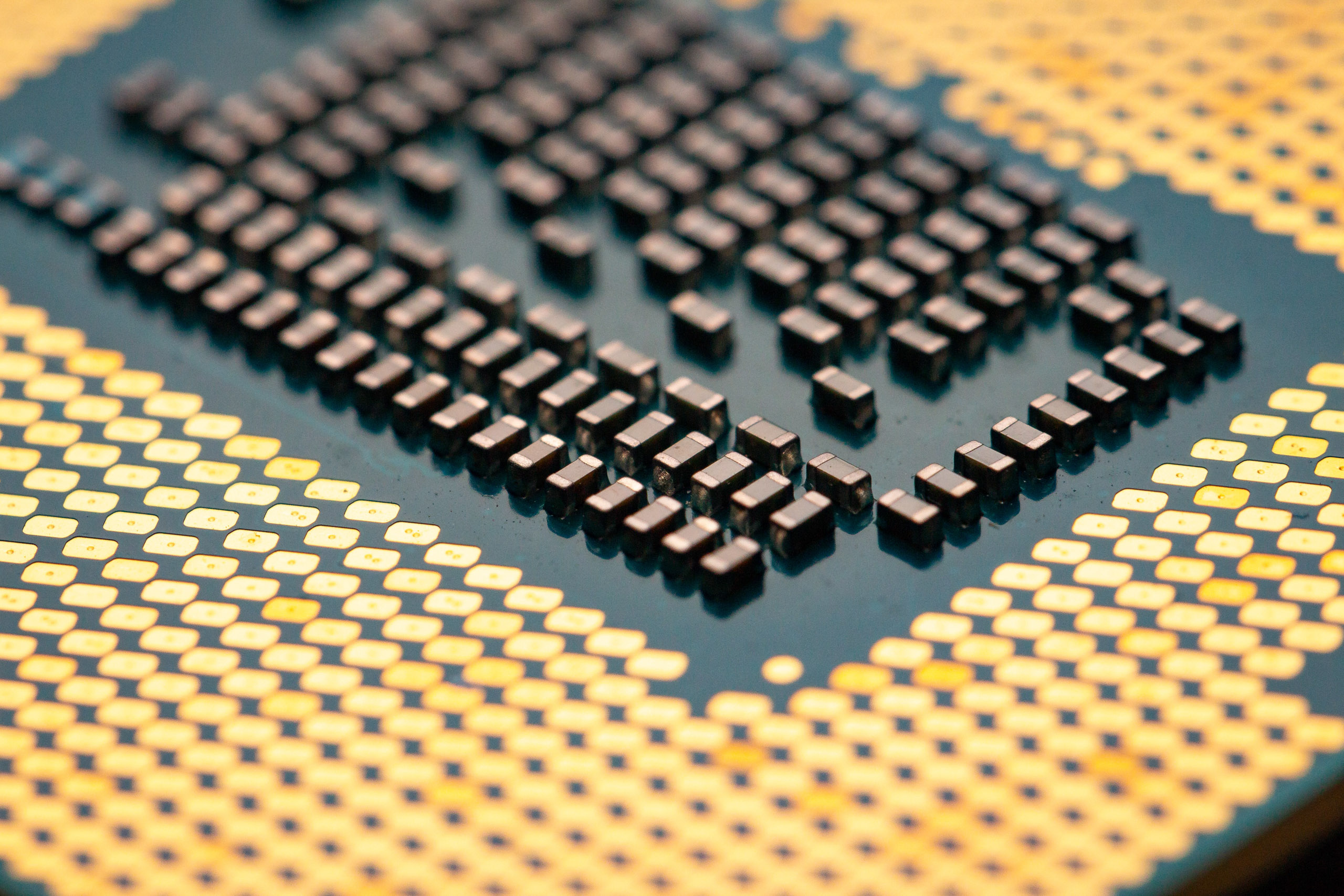 Chip tăng giá, thiết bị điện tử công nghệ ngày càng mắc hơn