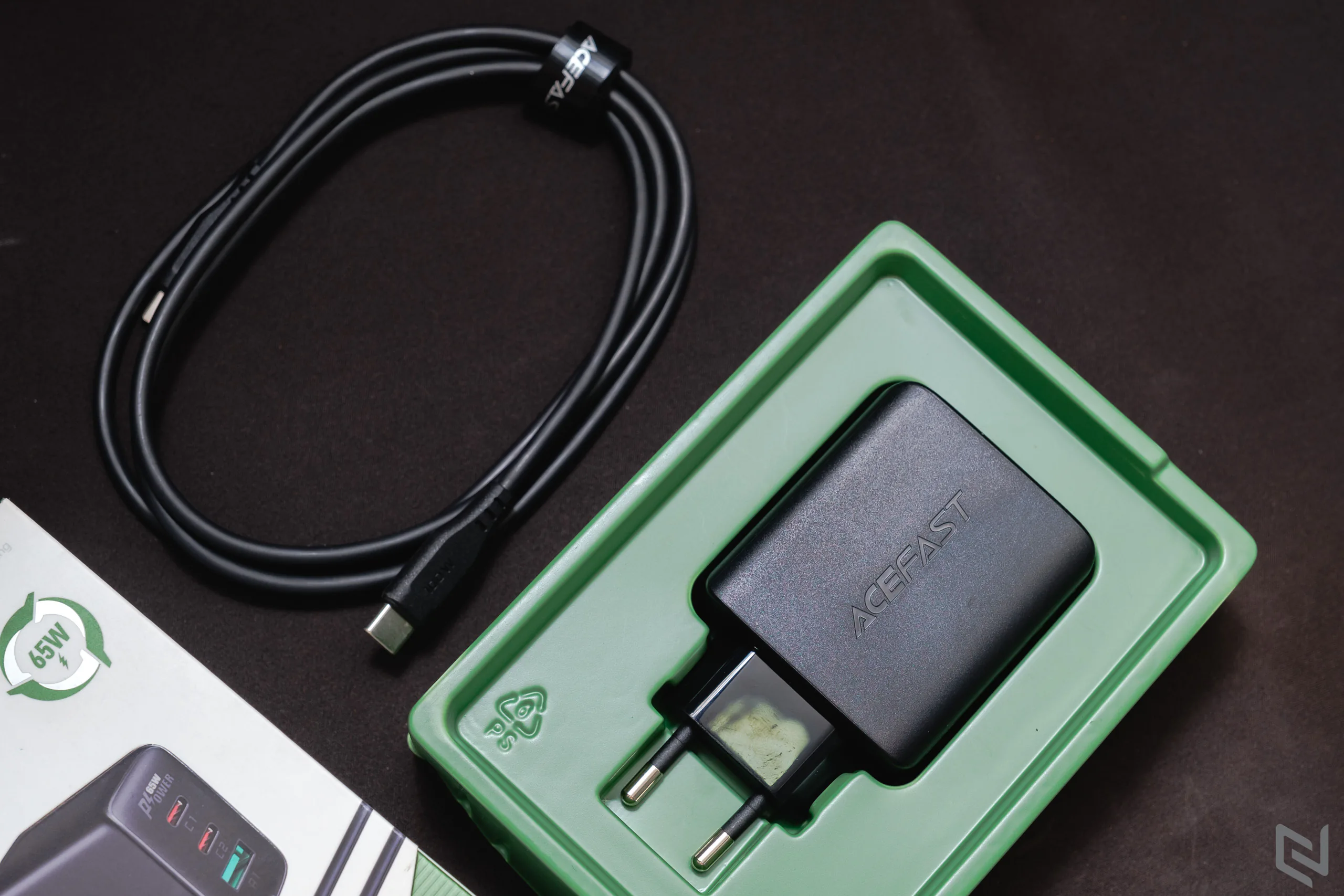 Trên tay sạc ACEFAST PD3.0 65W 3 cổng 2C 1A phân bổ nguồn thông minh, tặng kèm cáp USB-C 100W