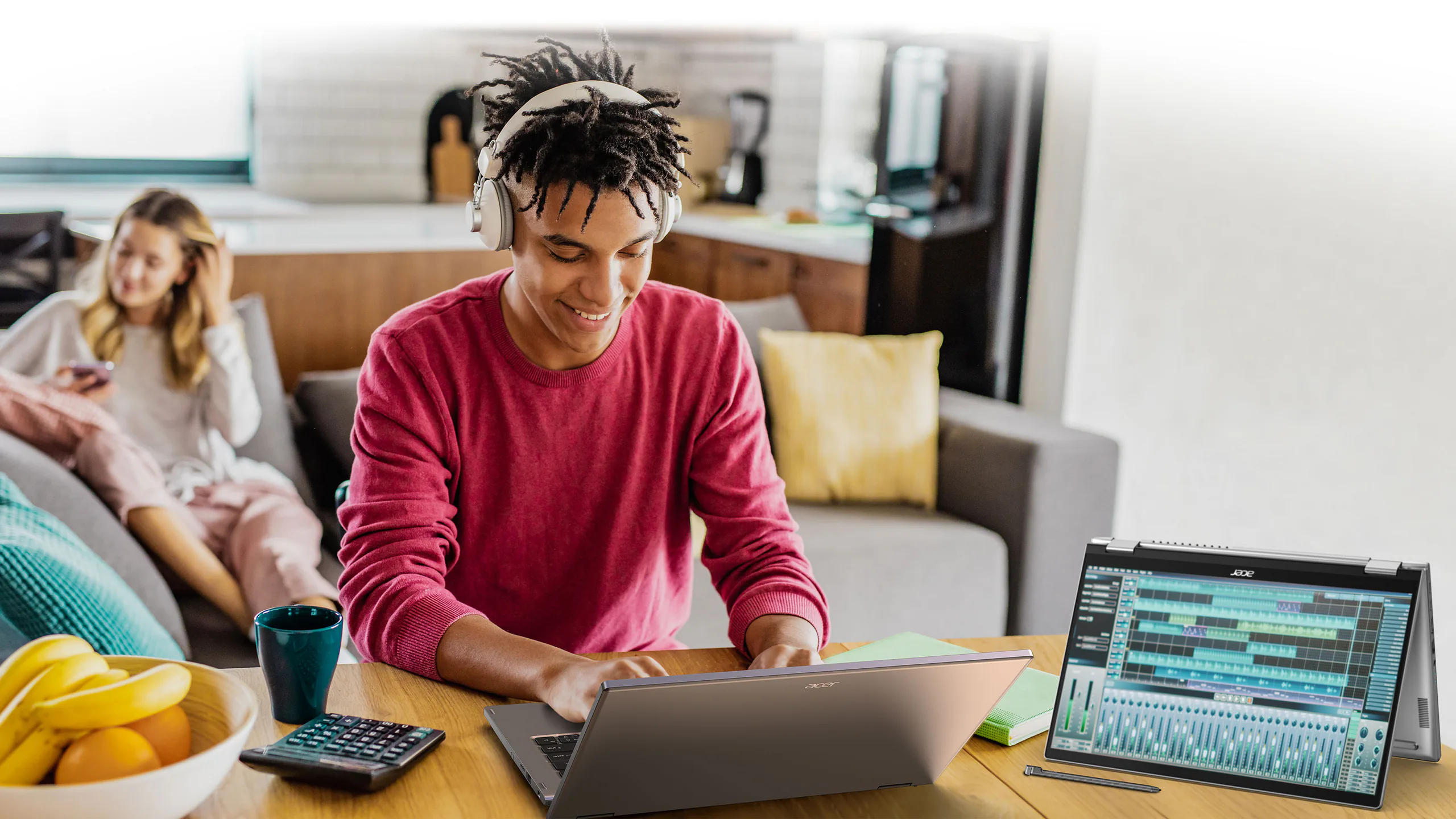 Acer ra mắt laptop 2-in-1 Acer Spin 5, Acer Spin 3 và Acer Swift 3 OLED thế hệ mới