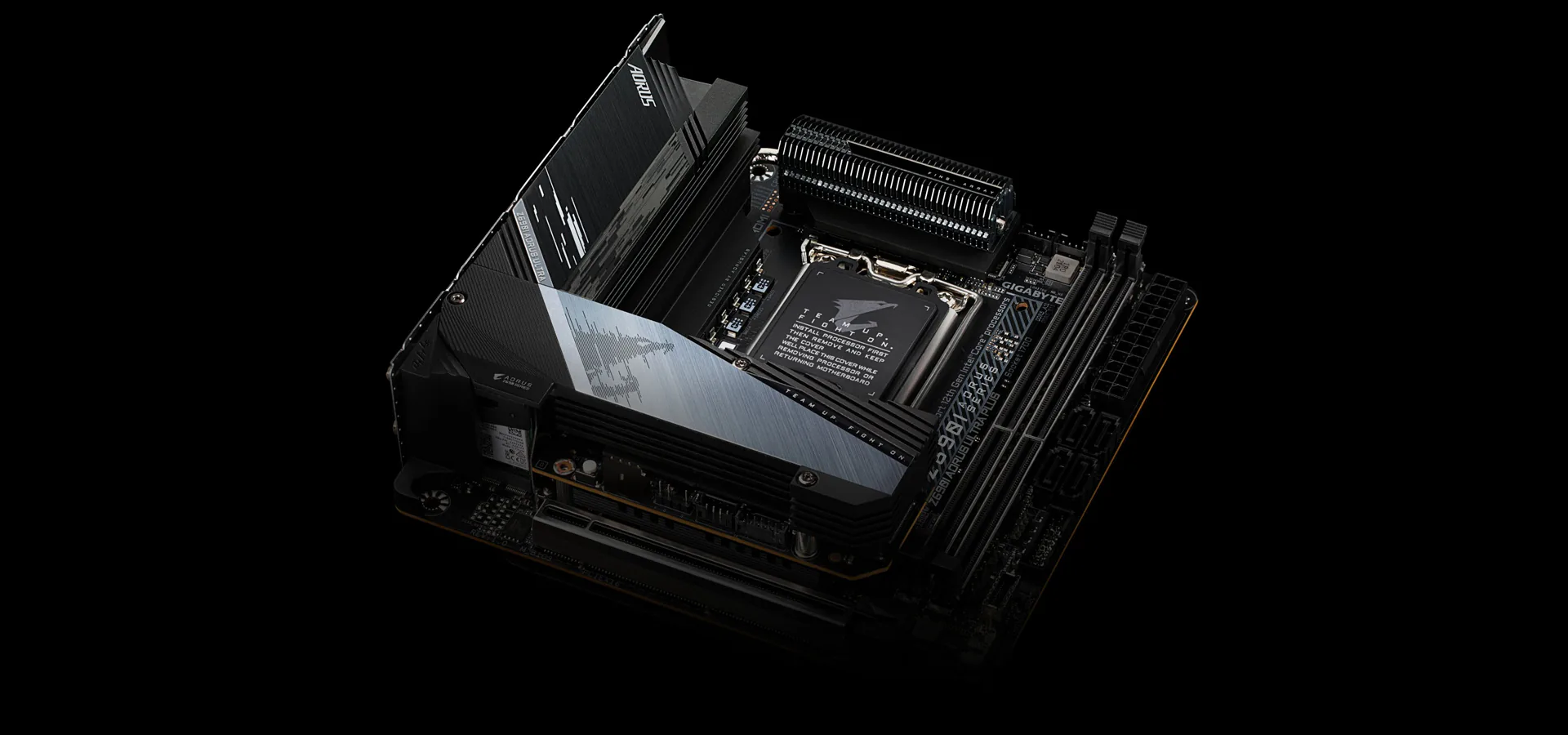 GIGABYTE ra mắt Z690I AORUS ULTRA PLUS trang bị công nghệ kết nối kép mới