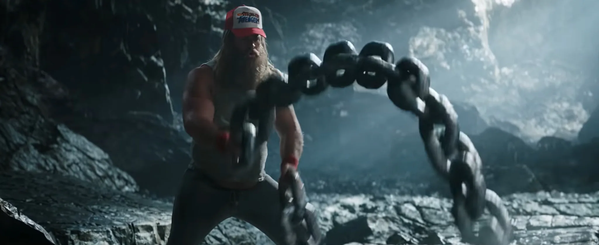 Thor: Love and Thunder tung trailer mới, hé lộ body 6 múi cực phẩm của Thần Sấm, dự kiến khởi chiếu trong tháng