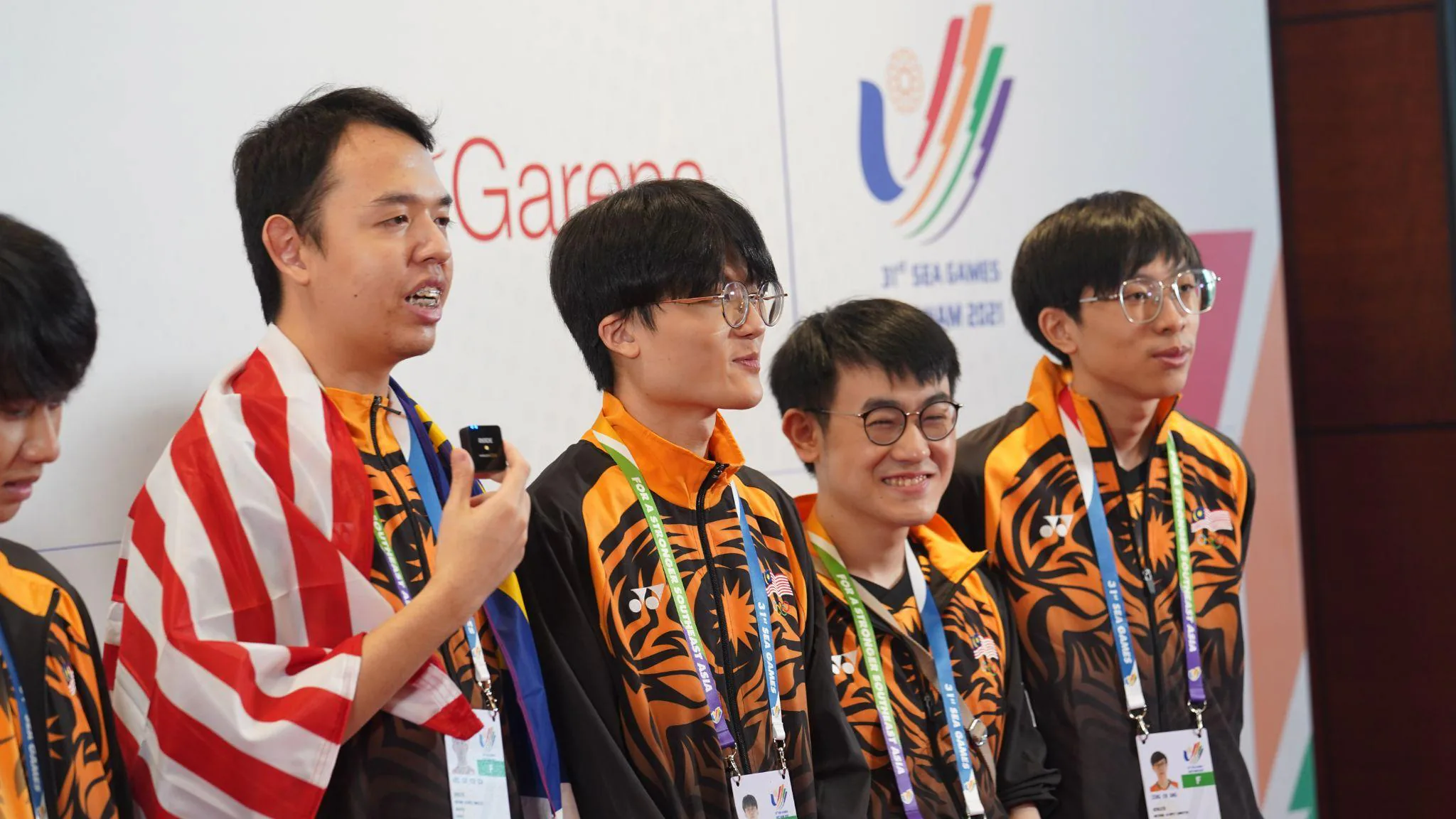 Tóm tắt lượt trận bán kết LMHT Sea Games 31, trung tâm Hội Nghị Quốc Gia không còn một chỗ trống