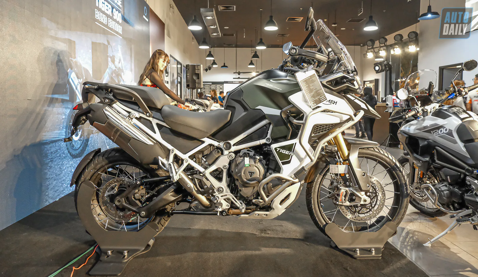 Triumph chính thức ra mắt mẫu xe Tiger 1200 Rally Explorer tại thị trường Việt Nam, giá từ 679 triệu đồng