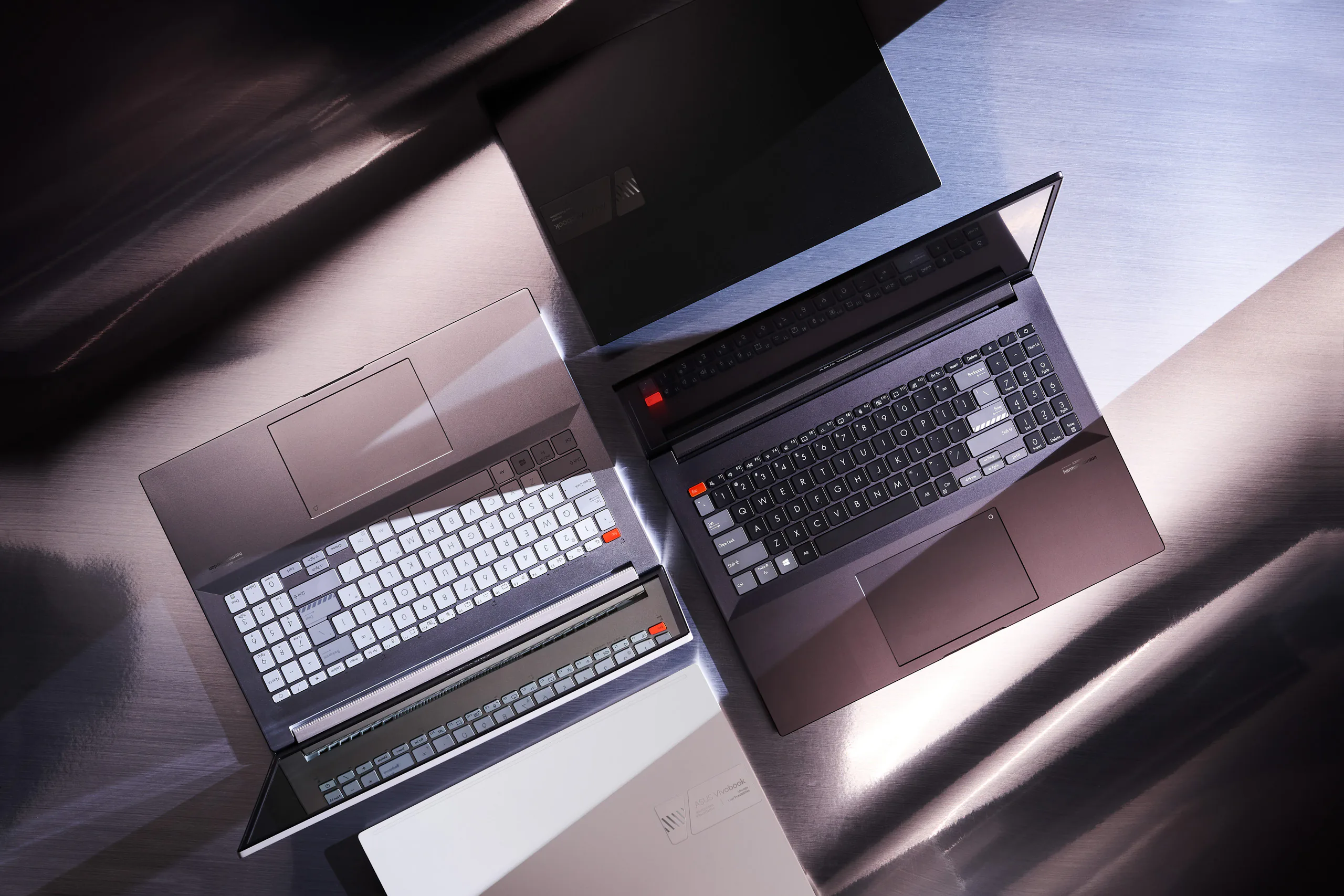 ASUS tiếp tục chuỗi workshop dành cho dân thiết kế đồ họa với chủ đề “Sáng tạo 2D, Góc nhìn 3D”