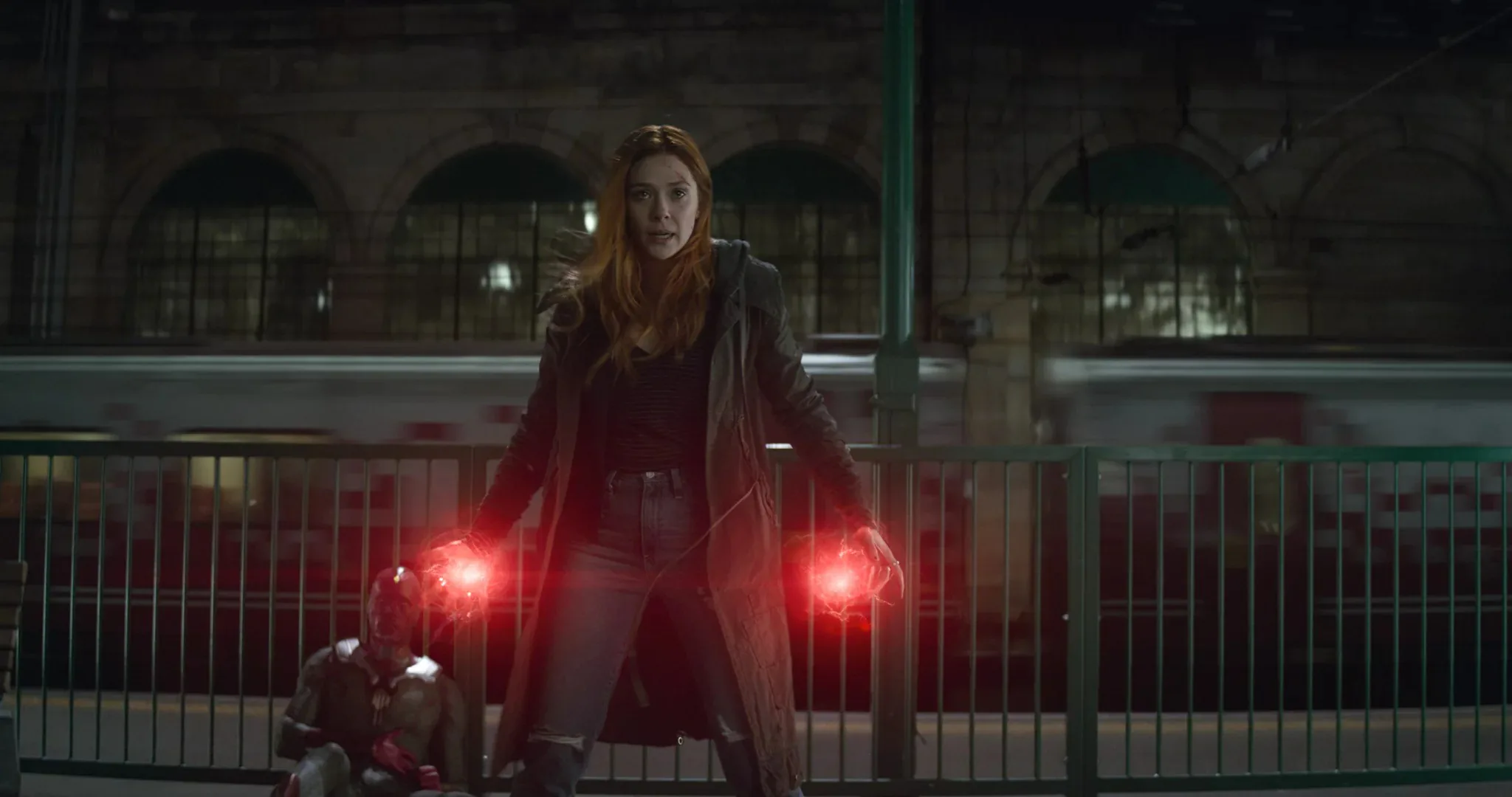 Tổng hợp sức mạnh của Scarlet Witch mà bạn chưa từng thấy trên màn hình, phiên bản MCU thật sự vẫn còn rất "hiền"